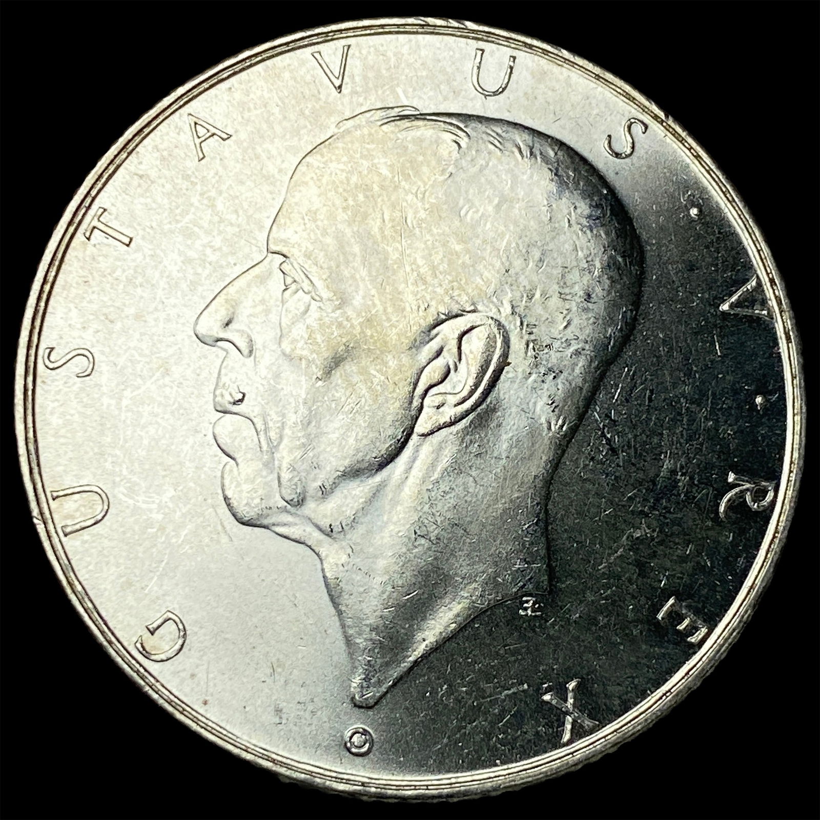 1938 Sweden Silver 2 Kroner UNCIRCULATED: 1938 Sweden Silver 2 Kroner UNCIRCULATED