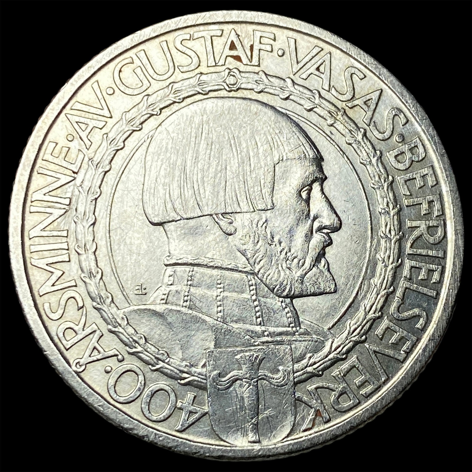 1921 Sweden Silver 2 Kroner UNCIRCULATED: 1921 Sweden Silver 2 Kroner UNCIRCULATED