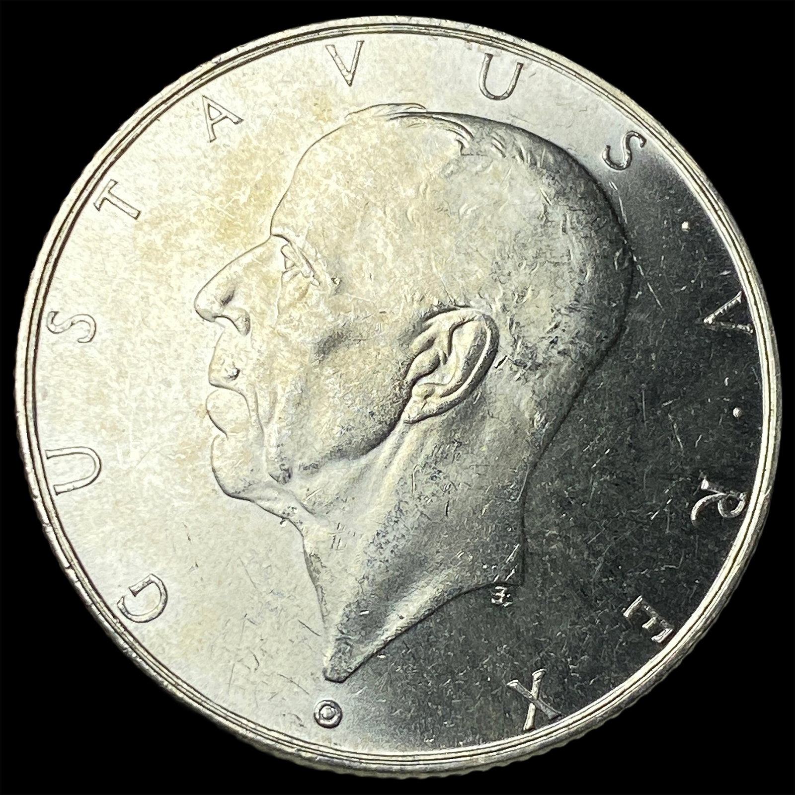 1938 Sweden Silver 2 Kroner UNCIRCULATED: 1938 Sweden Silver 2 Kroner UNCIRCULATED