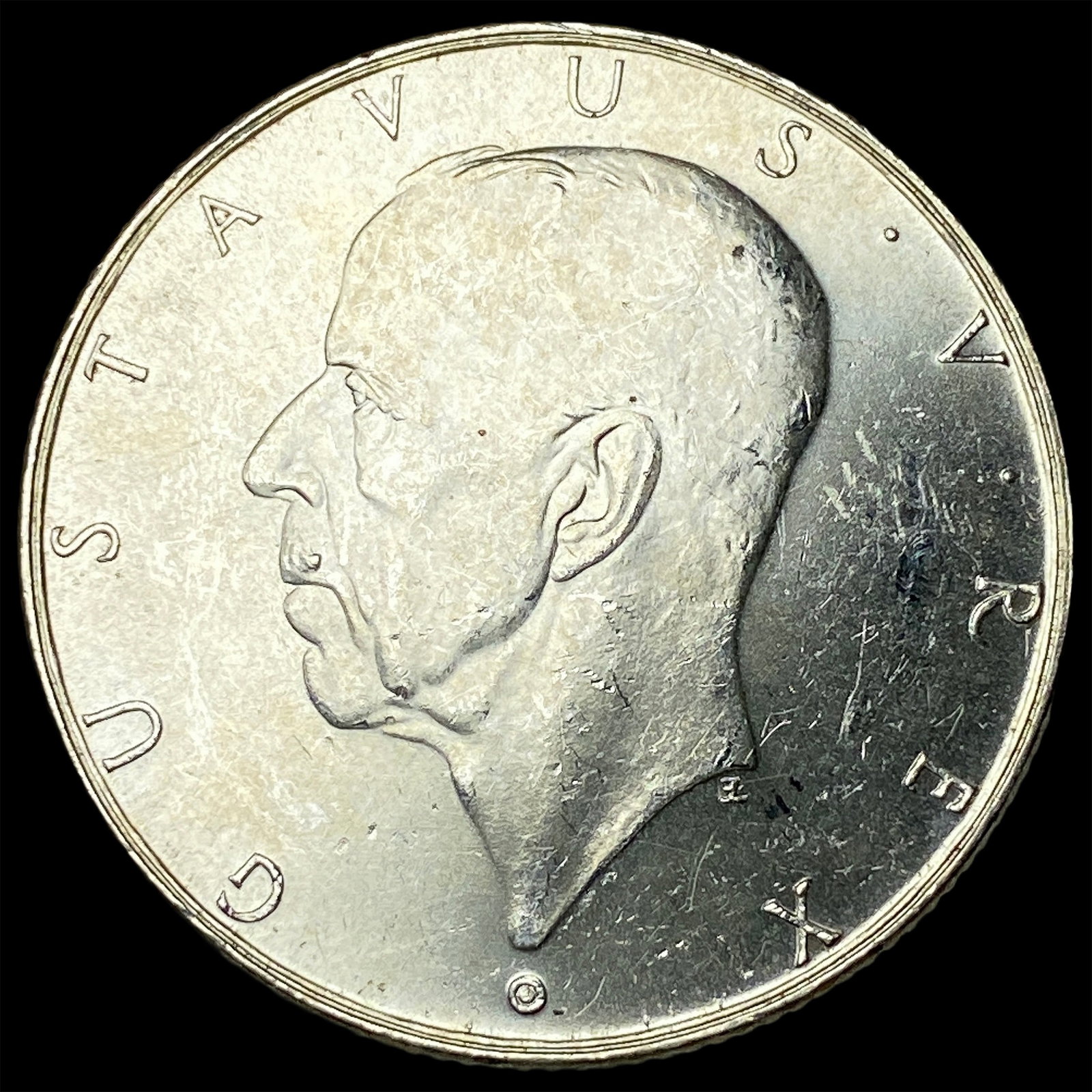 1938 Sweden Silver 2 Kroner UNCIRCULATED: 1938 Sweden Silver 2 Kroner UNCIRCULATED