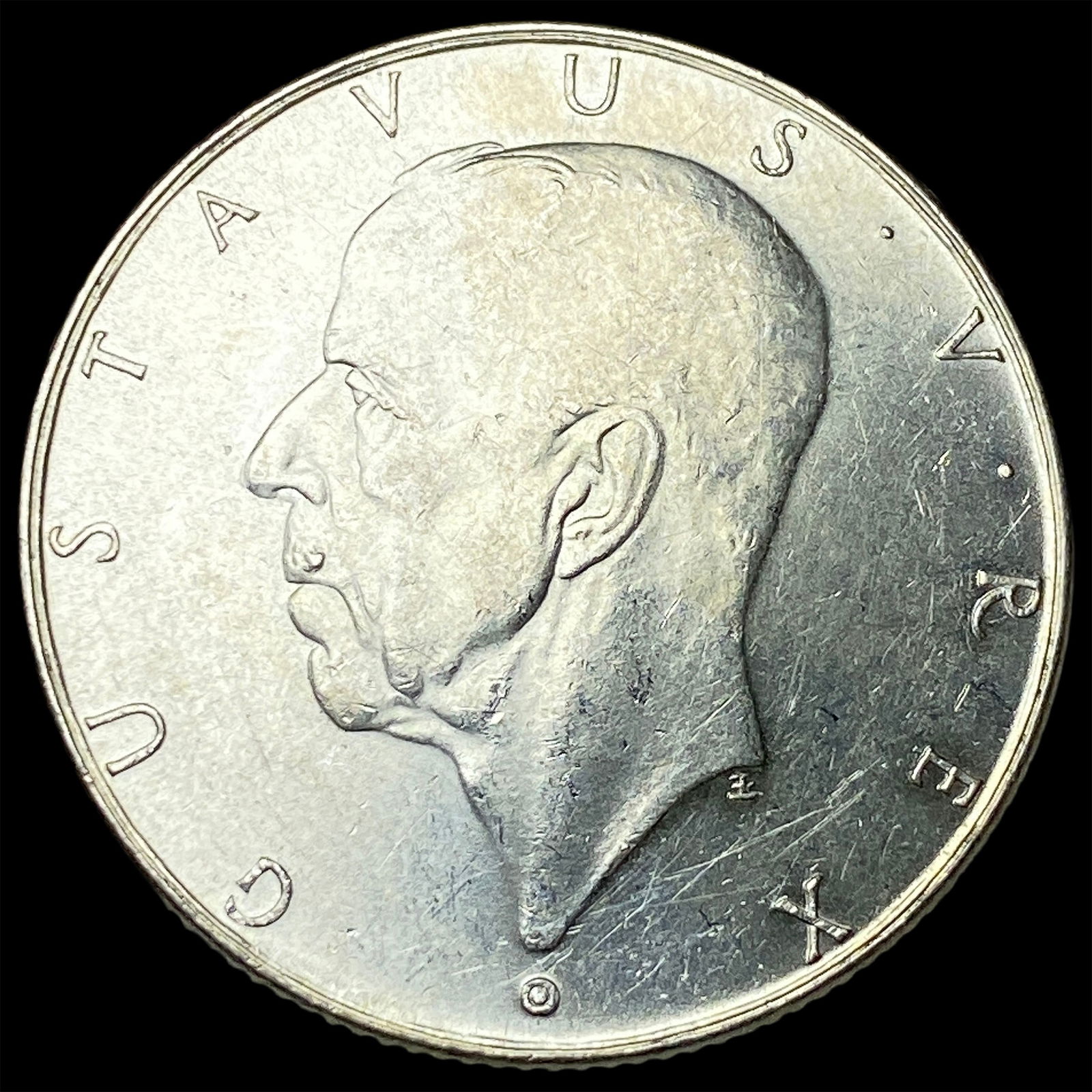 1938 Sweden Silver 2 Kroner UNCIRCULATED: 1938 Sweden Silver 2 Kroner UNCIRCULATED