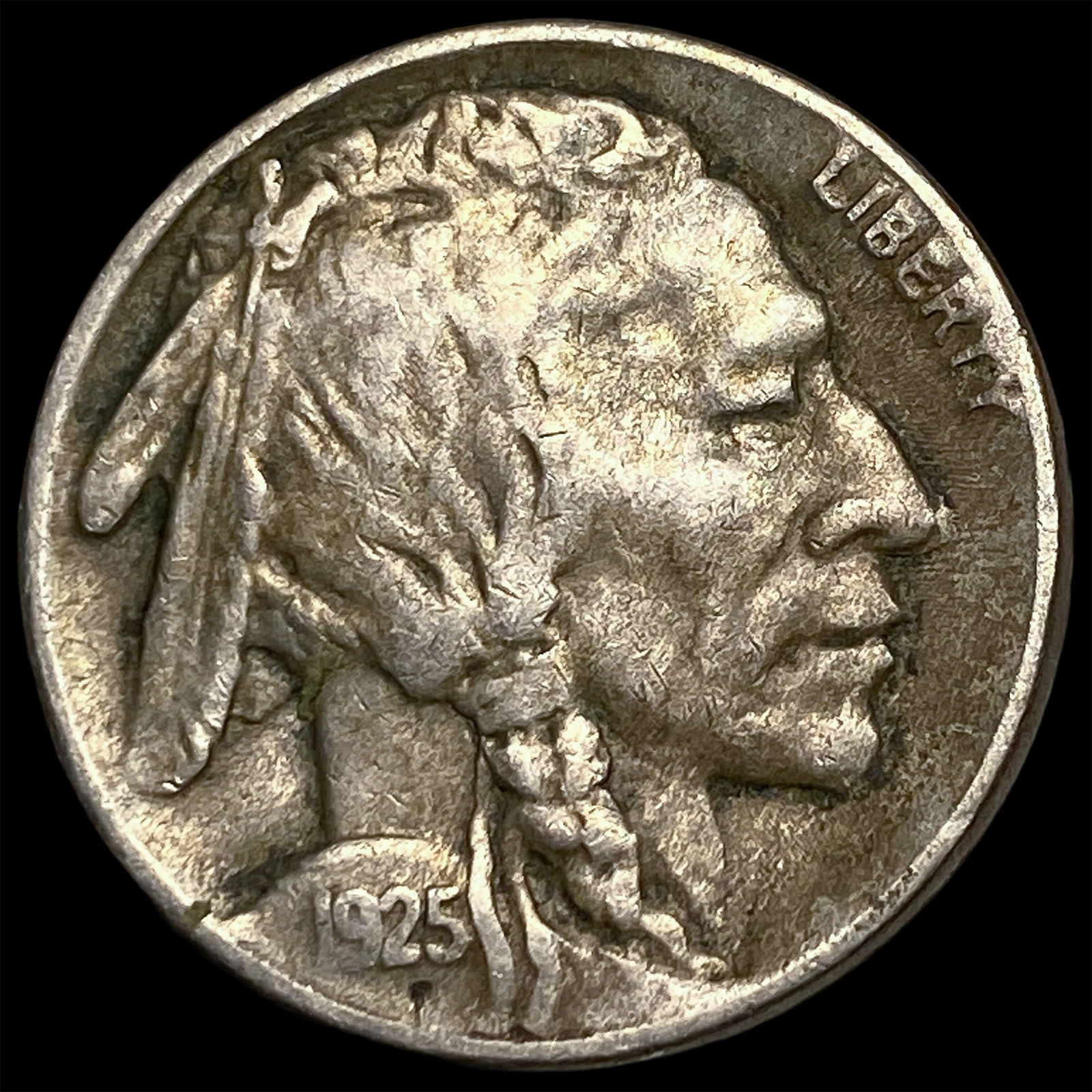 1925 Buffalo Nickel NEARLY UNCIRCULATED (1 of 2)