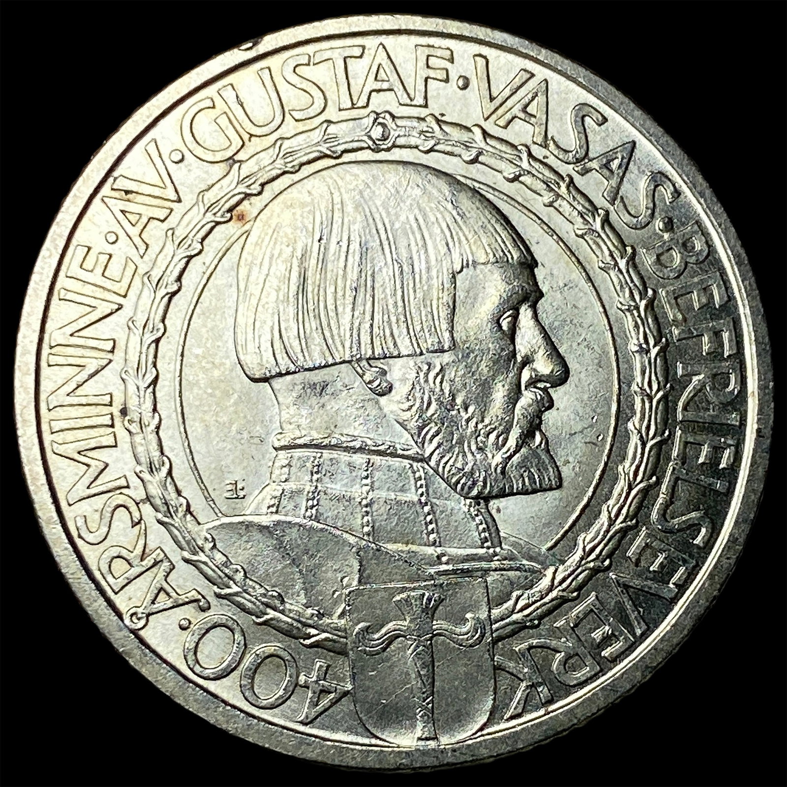1921 Sweden Silver 2 Kroner UNCIRCULATED: 1921 Sweden Silver 2 Kroner UNCIRCULATED