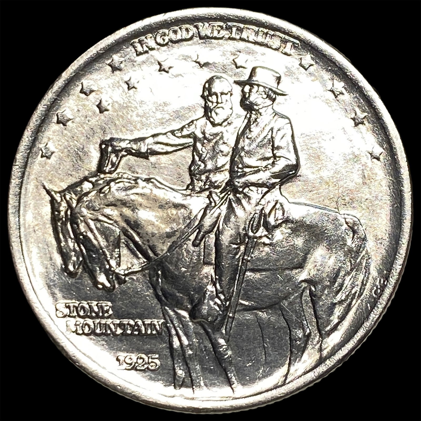 1925 Silver Half Dollar Stone Mountain CLOSELY UNCIRCULATED (1 of 2)