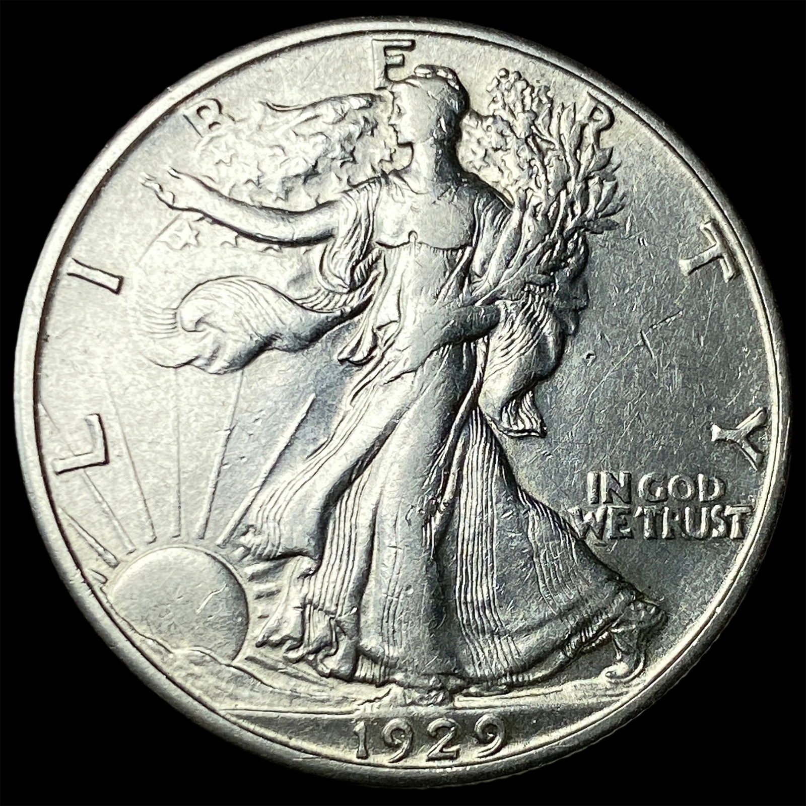 1929-D Silver Walking Liberty Half Dollar CLOSELY UNCIRCULATED: 1929-D Silver Walking Liberty Half Dollar CLOSELY UNCIRCULATED
