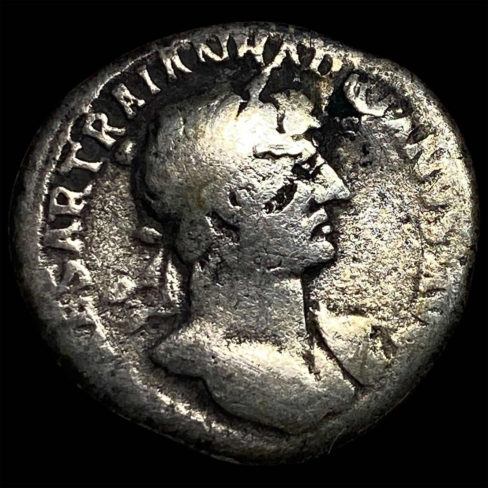 Roman Empire Hadrian 117-138 AD Silver Denarius NEARLY UNCIRCULATED: Roman Empire Hadrian 117-138 AD Silver Denarius NEARLY UNCIRCULATED