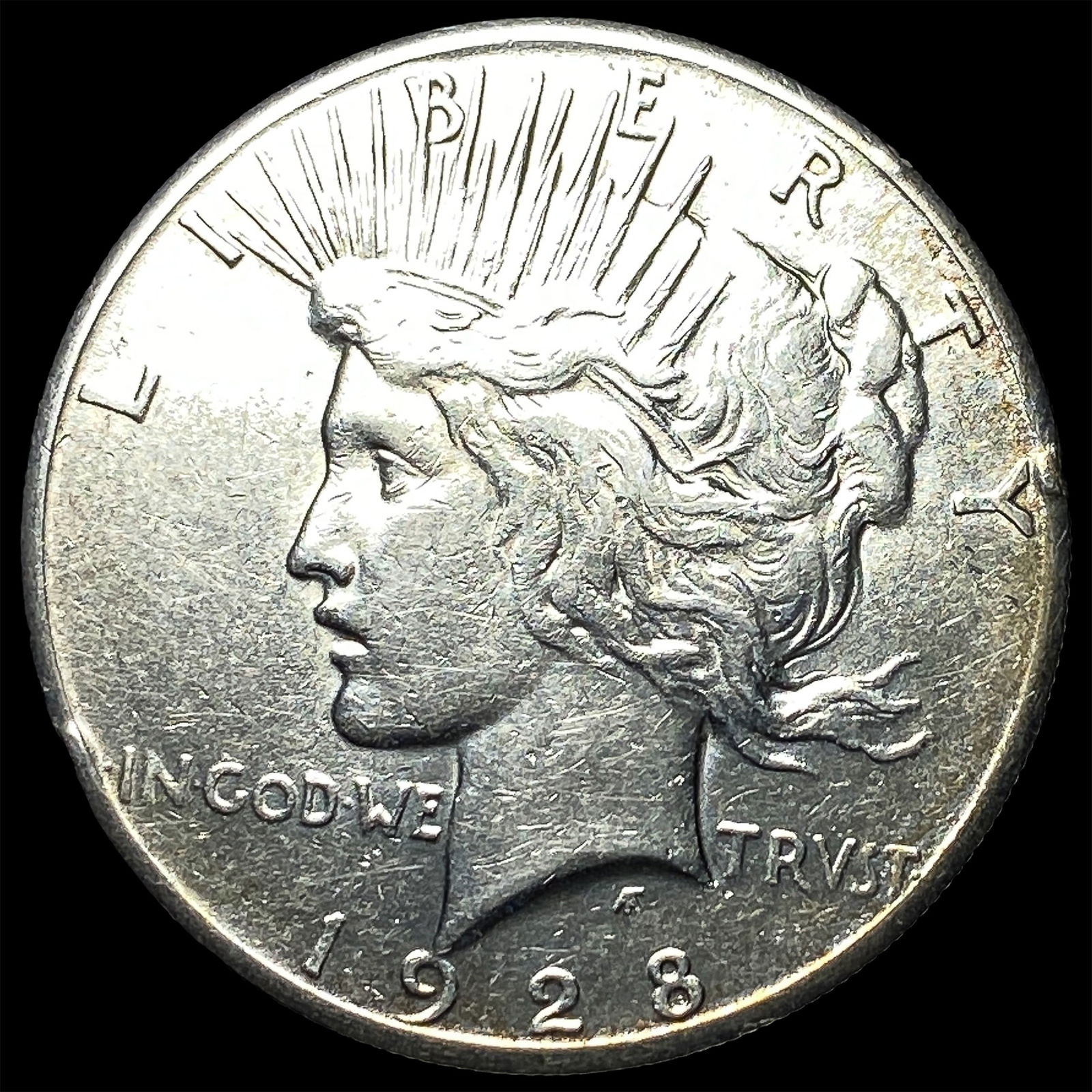 1928 Silver Peace Dollar CLOSELY UNCIRCULATED (1 of 2)