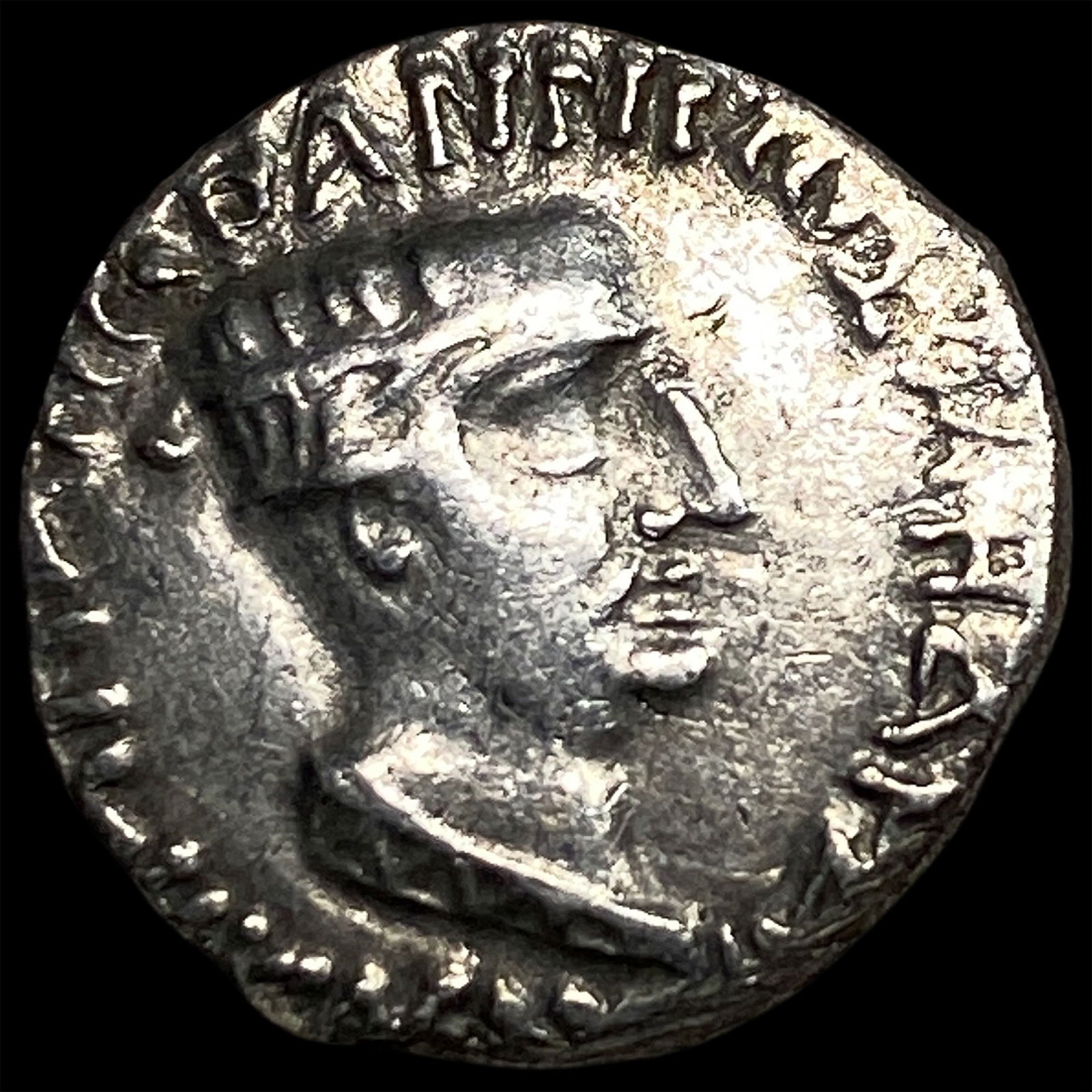 Ancient Indian Nahapana 78-40 BC Silver Drachm CLOSELY UNCIRCULATED (1 of 2)