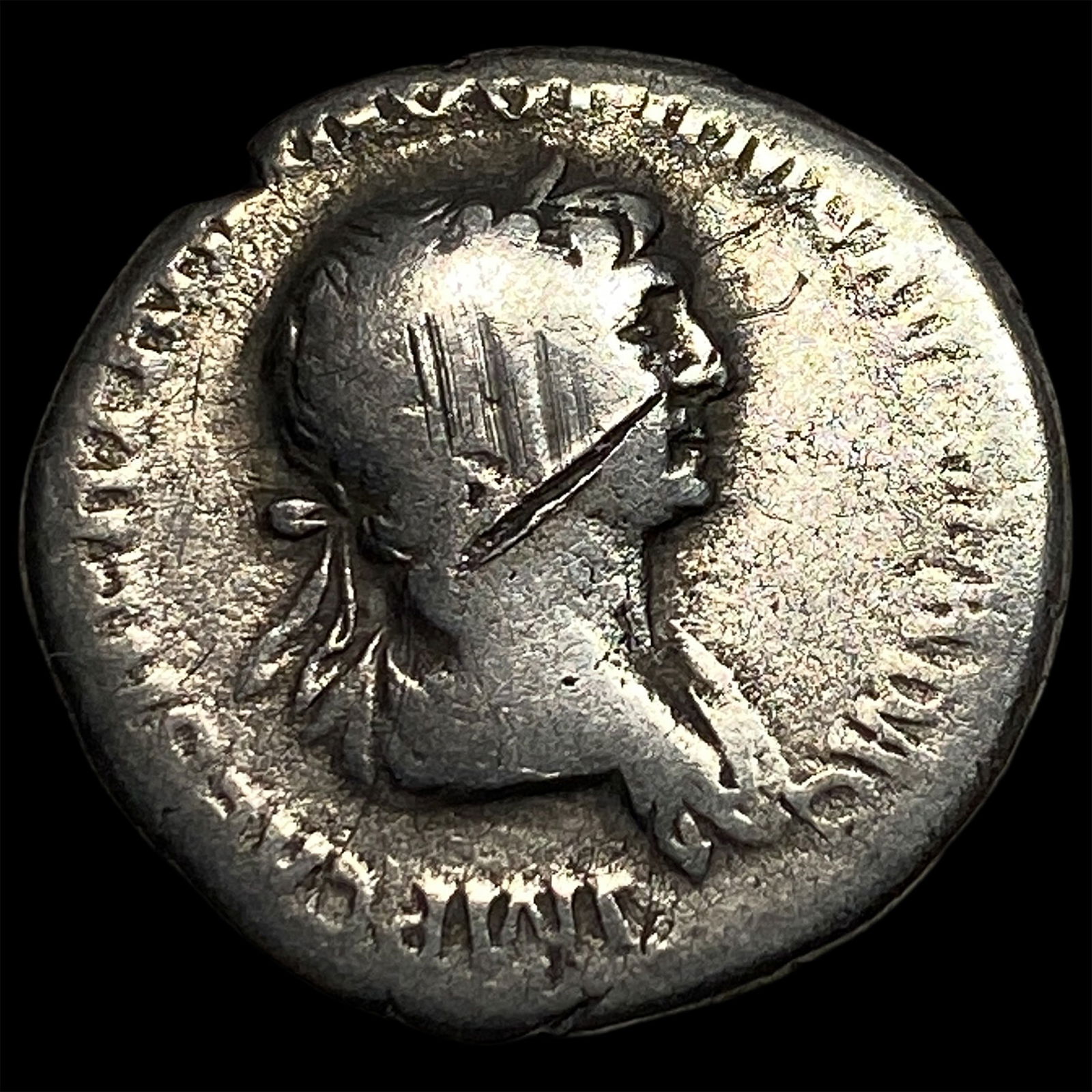 Roman Empire Trajan 98-117 AD Silver Denarius NEARLY UNCIRCULATED: Roman Empire Trajan 98-117 AD Silver Denarius NEARLY UNCIRCULATED