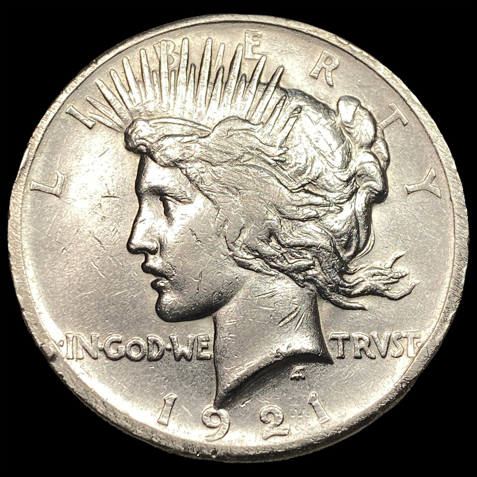1921 Silver Peace Dollar CLOSELY UNCIRCULATED (1 of 2)