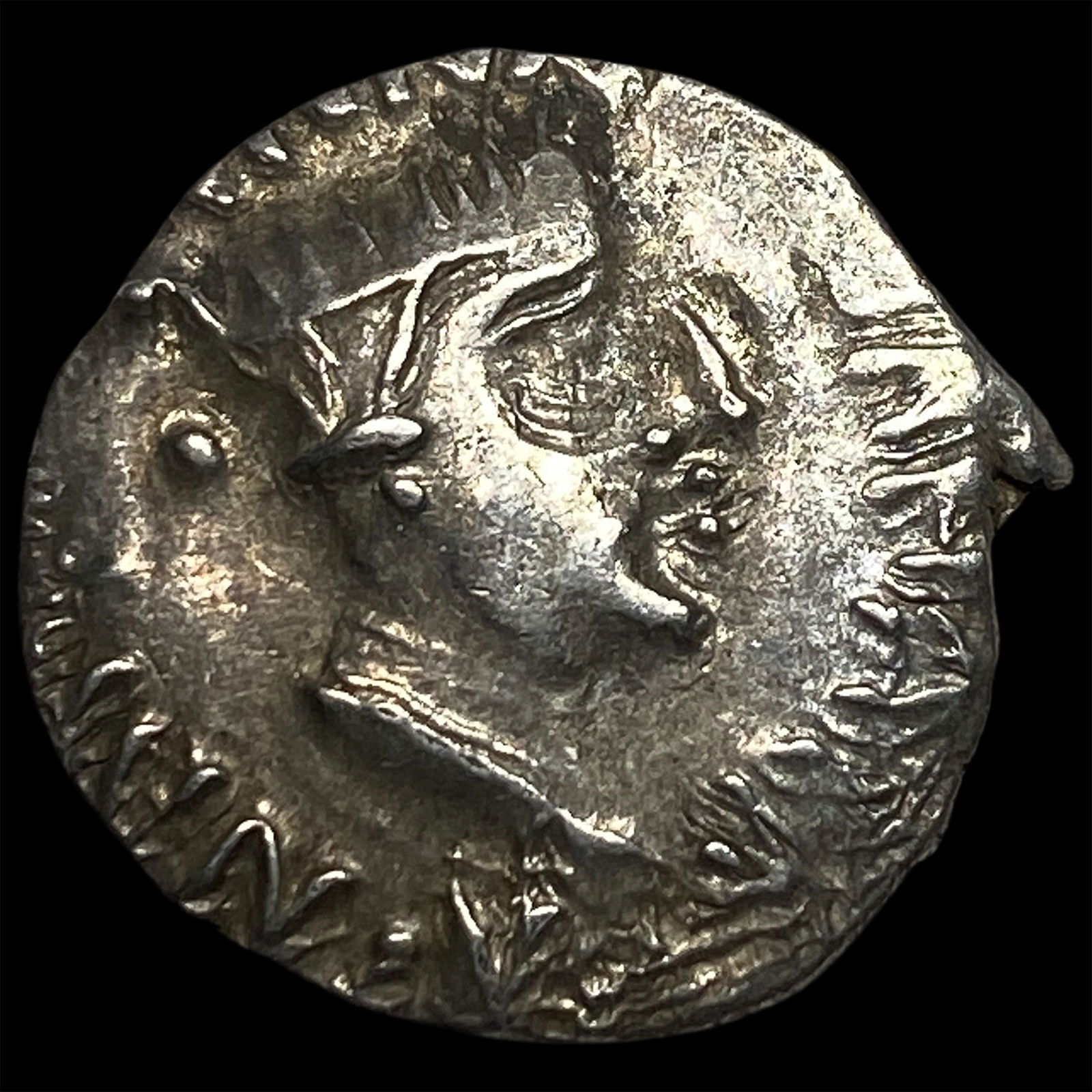 Ancient Indian Nahapana 78-40 BC Silver Drachm CLOSELY UNCIRCULATED (1 of 2)