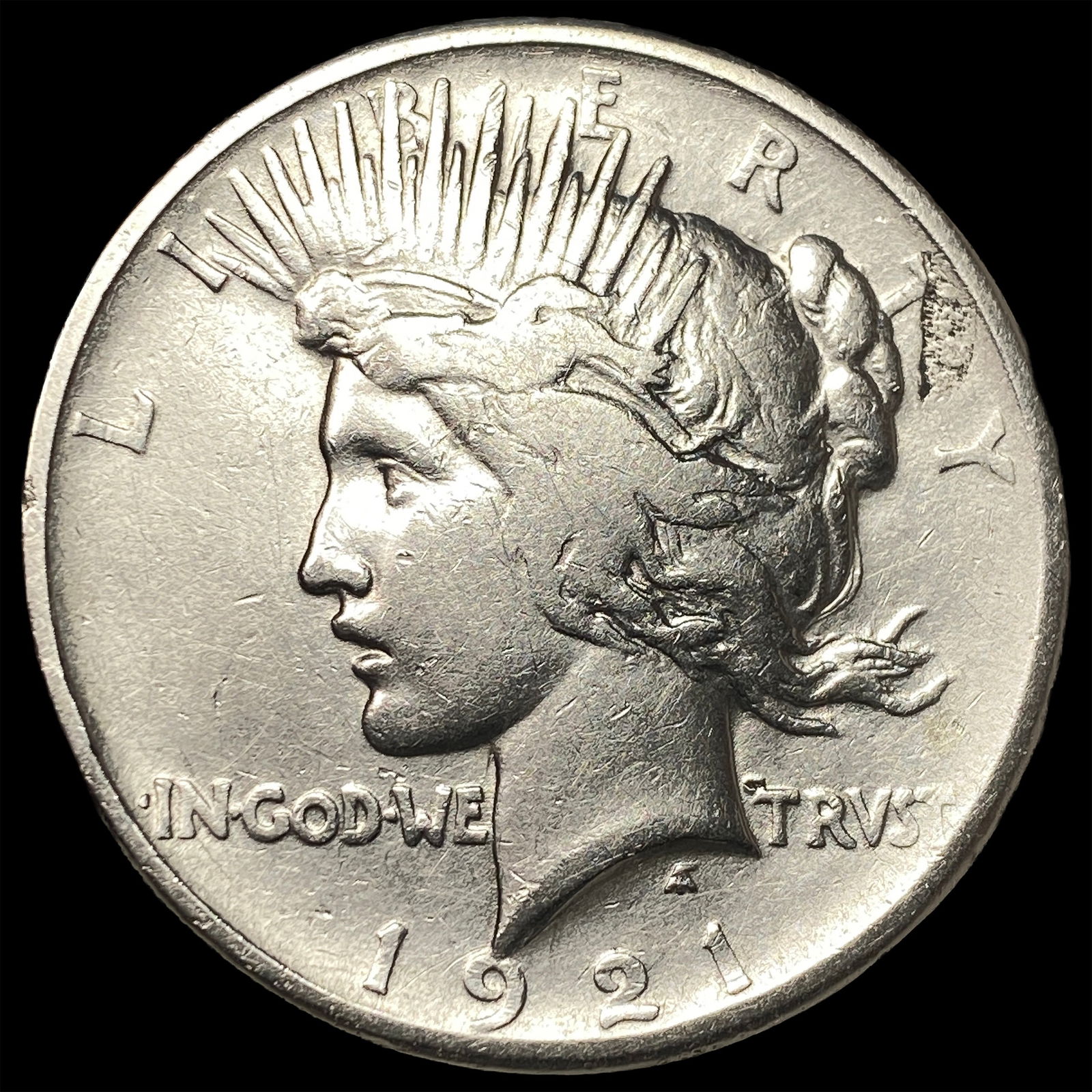 1921 Silver Peace Dollar ABOUT UNCIRCULATED (1 of 2)