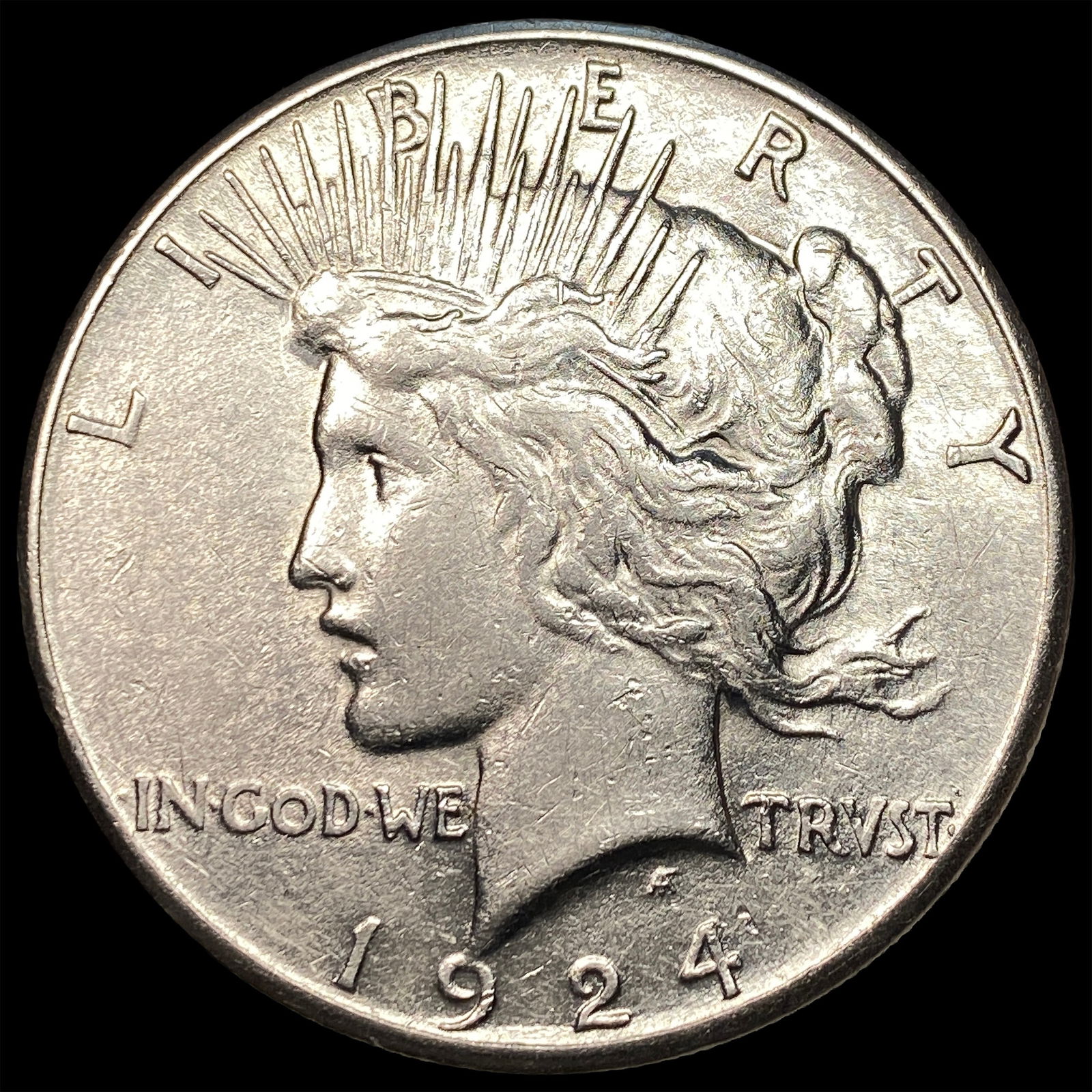 1924 Silver Peace Dollar CLOSELY UNCIRCULATED: 1924 Silver Peace Dollar CLOSELY UNCIRCULATED