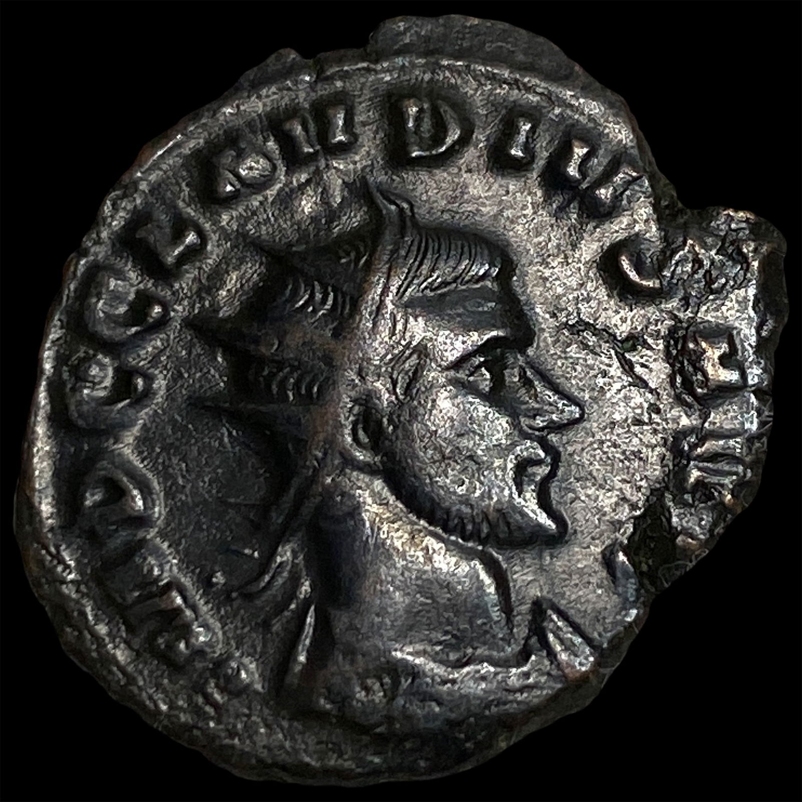 Roman Empire Clauidus II "Gothicus" 268-270 Bi Antoninianus NEARLY UNCIRCULATED (1 of 2)