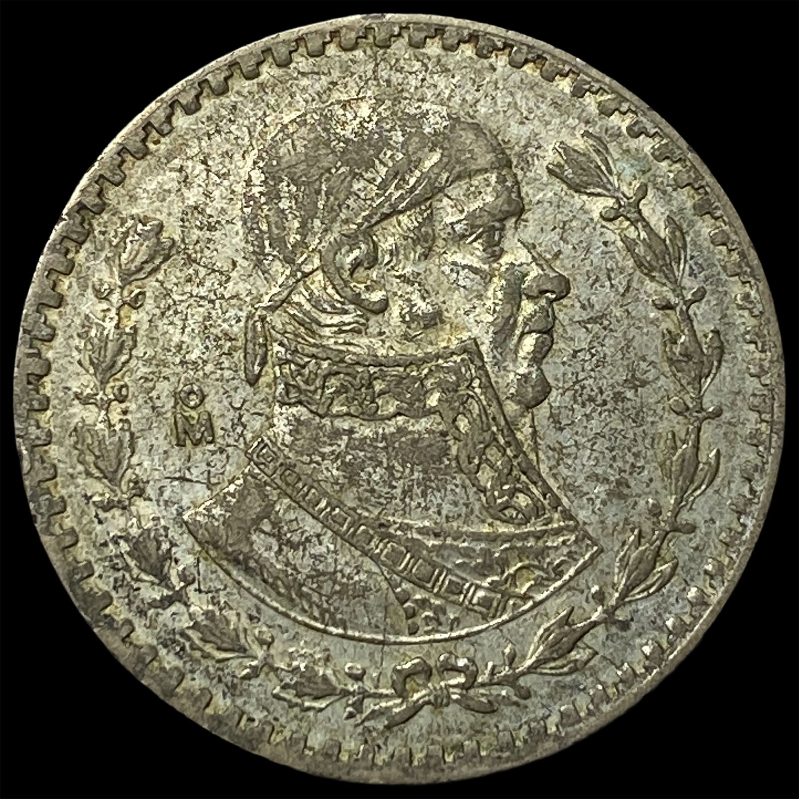 1961 Mexico Silver Peso NEARLY UNCIRCULATED (1 of 2)