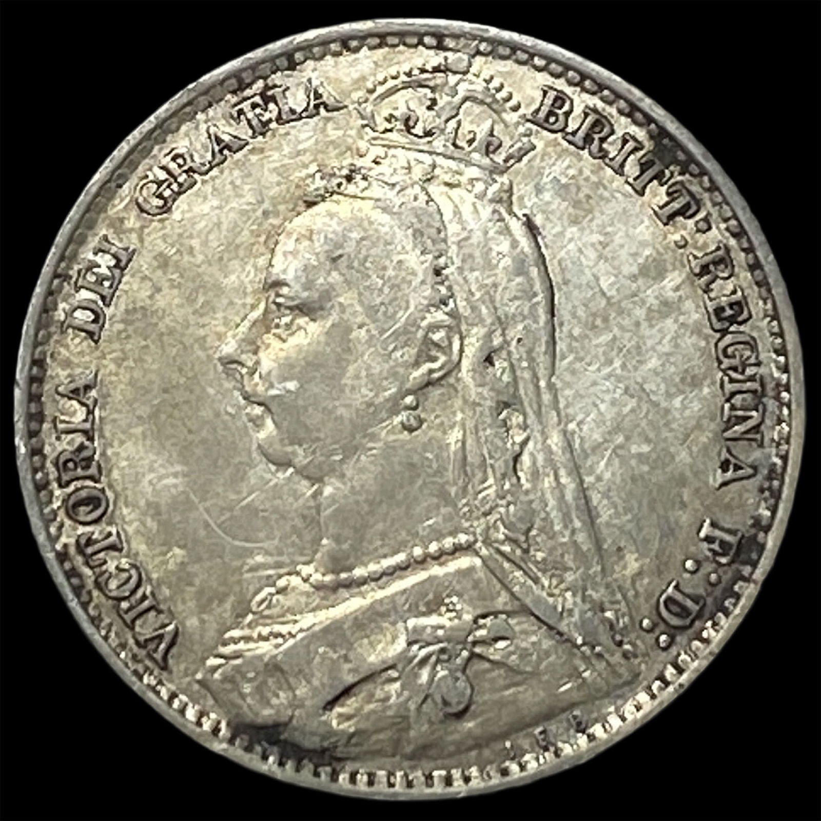 1890 Great Britain Silver 6 Pence - Victoria NEARLY UNCIRCULATED: 1890 Great Britain Silver 6 Pence - Victoria NEARLY UNCIRCULATED