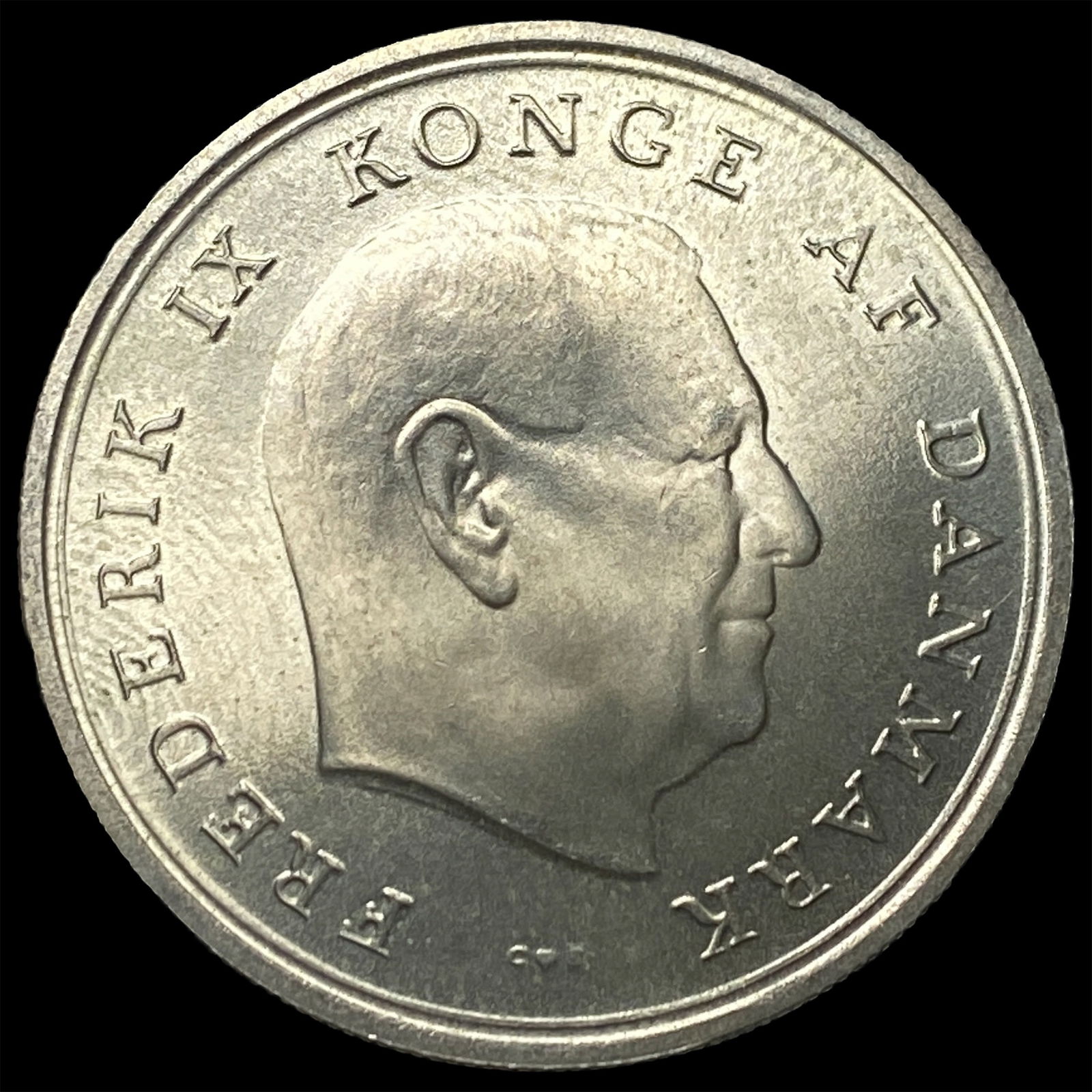 1967 Denmark .5247oz Silver 10 Kroner NEARLY UNCIRCULATED: 1967 Denmark .5247oz Silver 10 Kroner NEARLY UNCIRCULATED