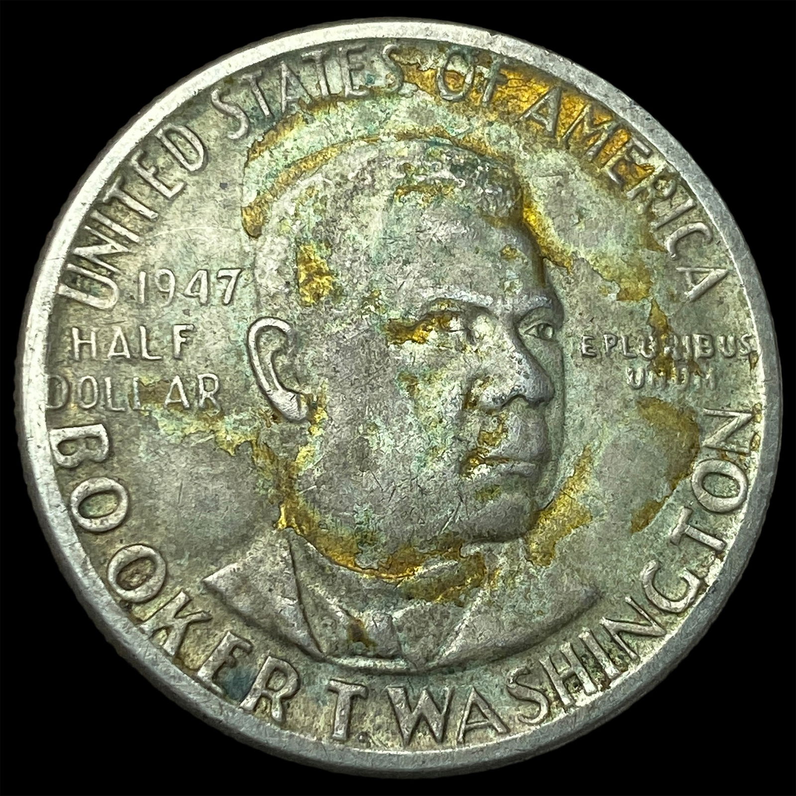 1947 Silver Half Dollar Booker T. Washington NEARLY UNCIRCULATED (1 of 2)