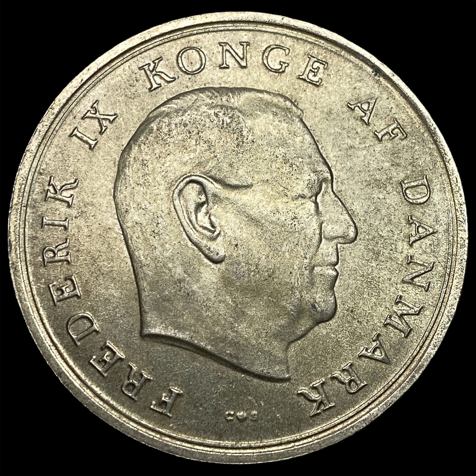 1967 Denmark .5247oz Silver 10 Kroner NEARLY UNCIRCULATED: 1967 Denmark .5247oz Silver 10 Kroner NEARLY UNCIRCULATED