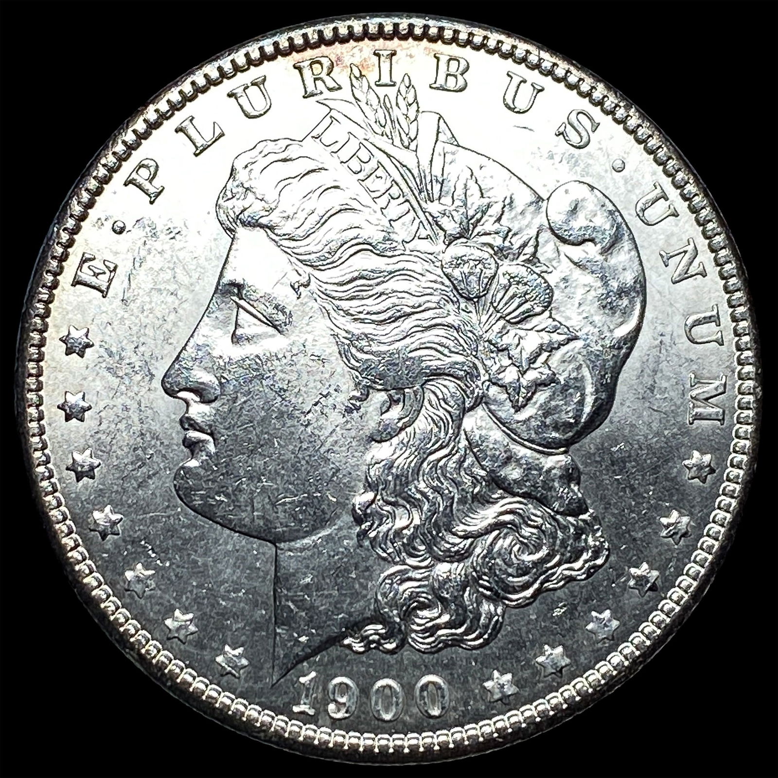 1900 Morgan Silver Dollar UNCIRCULATED (1 of 2)