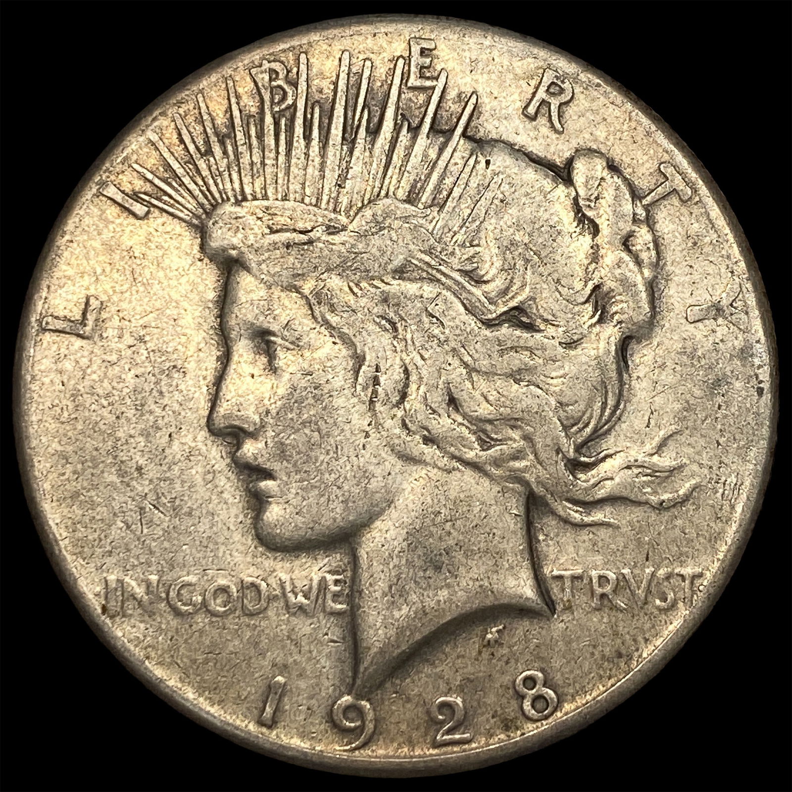 1928 Silver Peace Dollar LIGHTLY CIRCULATED (1 of 2)