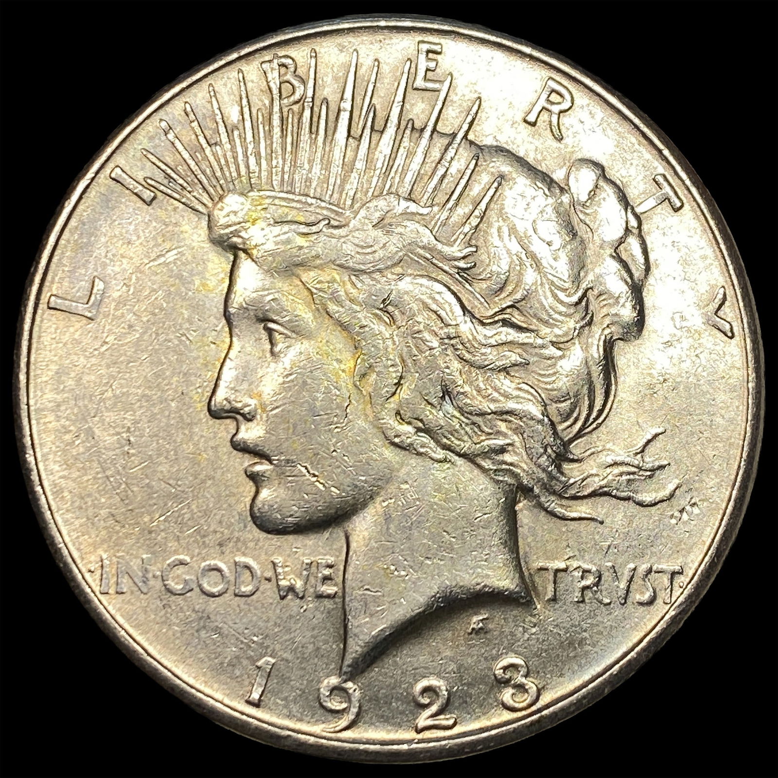 1923-S Silver Peace Dollar CLOSELY UNCIRCULATED (1 of 2)