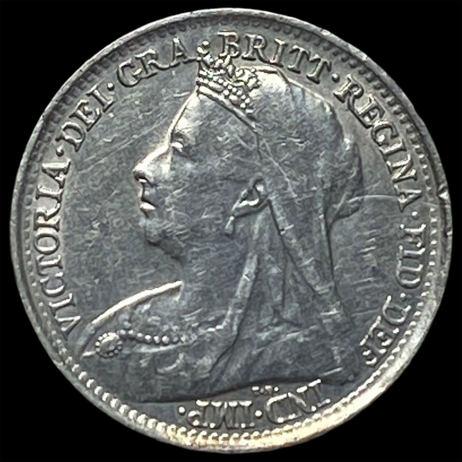 1895 Great Britain Queen Victoria Silver 3 Pence CLOSELY UNCIRCULATED: 1895 Great Britain Queen Victoria Silver 3 Pence CLOSELY UNCIRCULATED