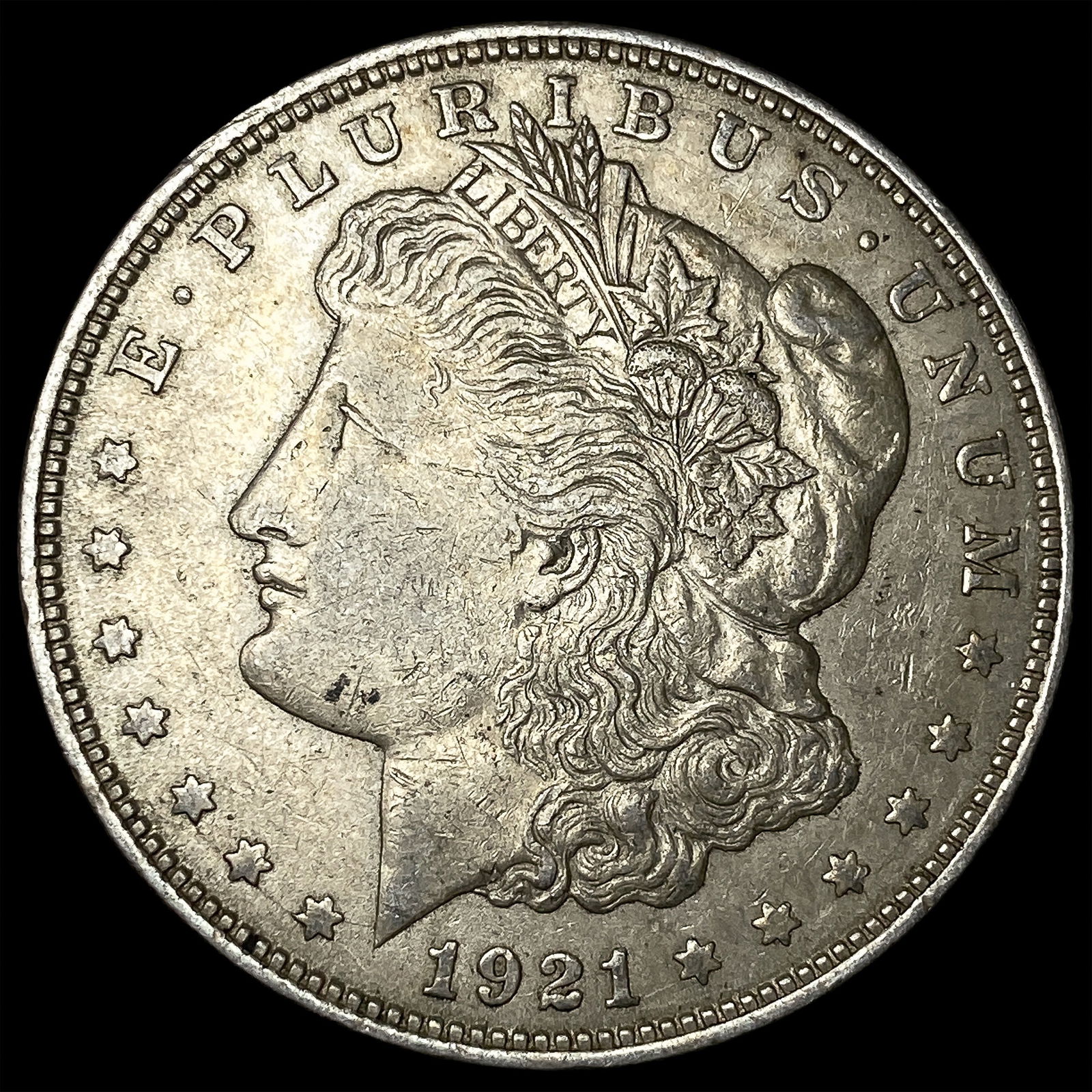 1921 Silver Morgan Dollar CLOSELY UNCIRCULATED (1 of 2)