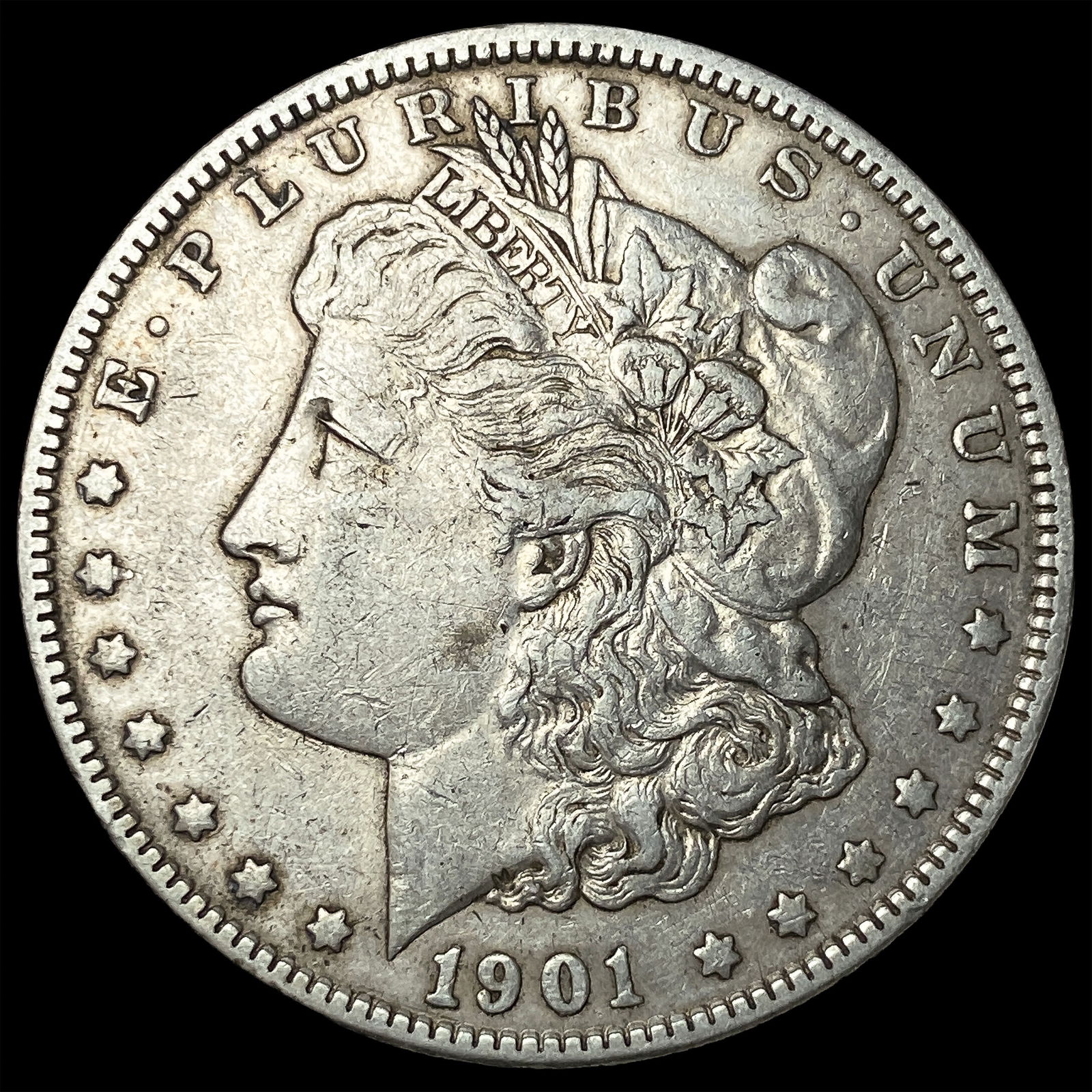 1901 Silver Morgan Dollar NEARLY UNCIRCULATED (1 of 2)