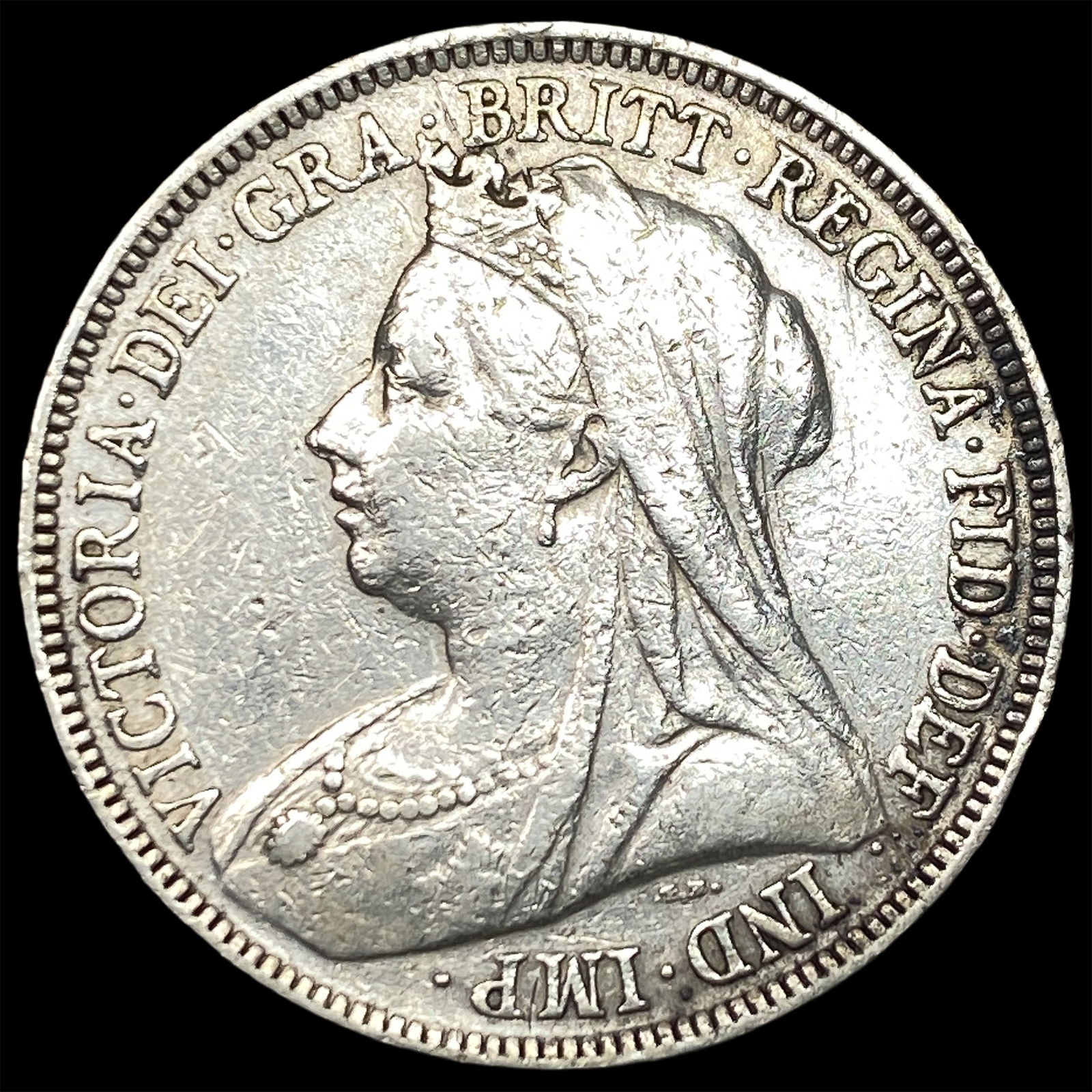 1900 Great Britian Silver 1 Shilling CLOSELY UNCIRCULATED (1 of 2)