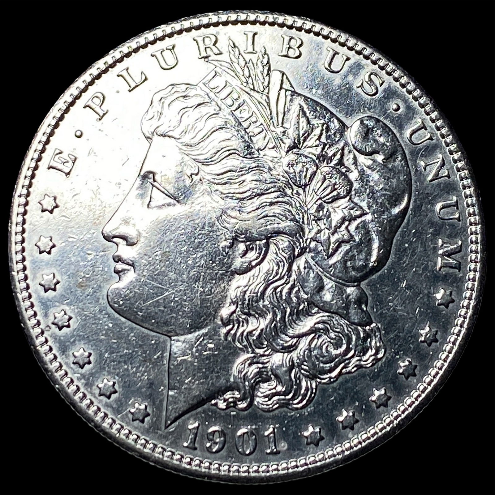 1901-S Silver Morgan Dollar CLOSELY UNCIRCULATED (1 of 2)
