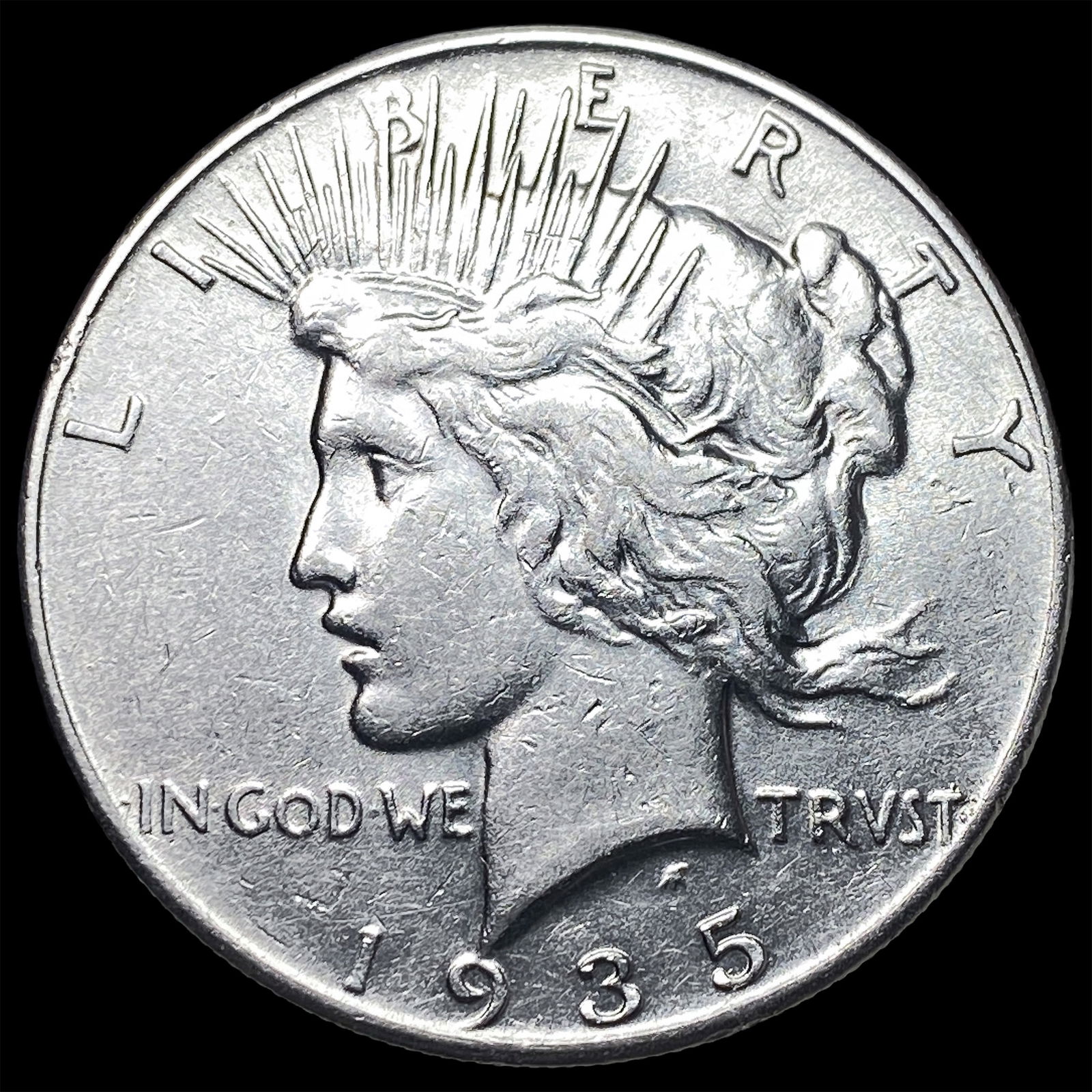 1935 Silver Peace Dollar NEARLY UNCIRCULATED: 1935 Silver Peace Dollar NEARLY UNCIRCULATED