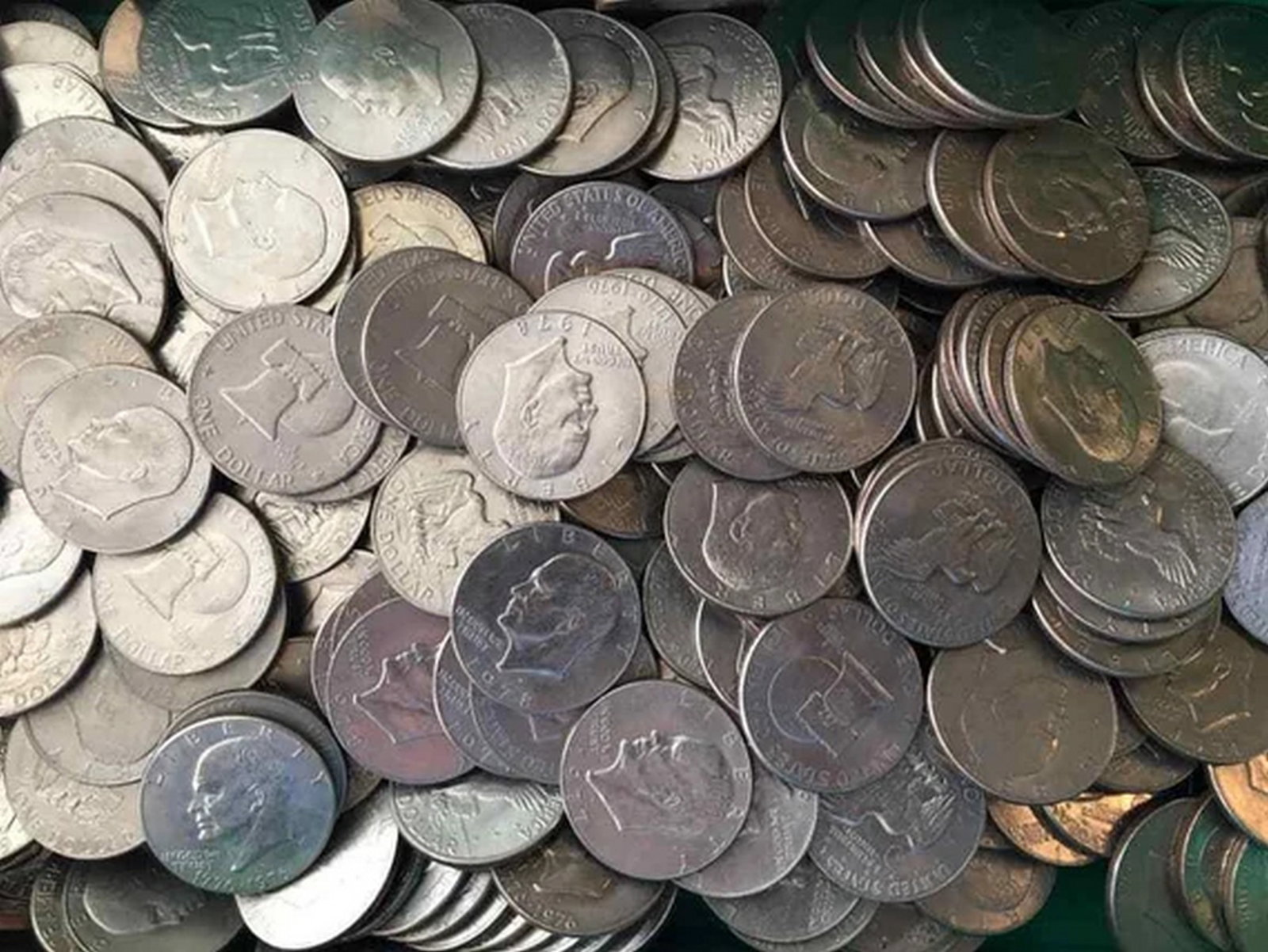 [100 coins] Eisenhower Dollars Nice CIRC: [100 coins] Eisenhower Dollars Nice CIRC