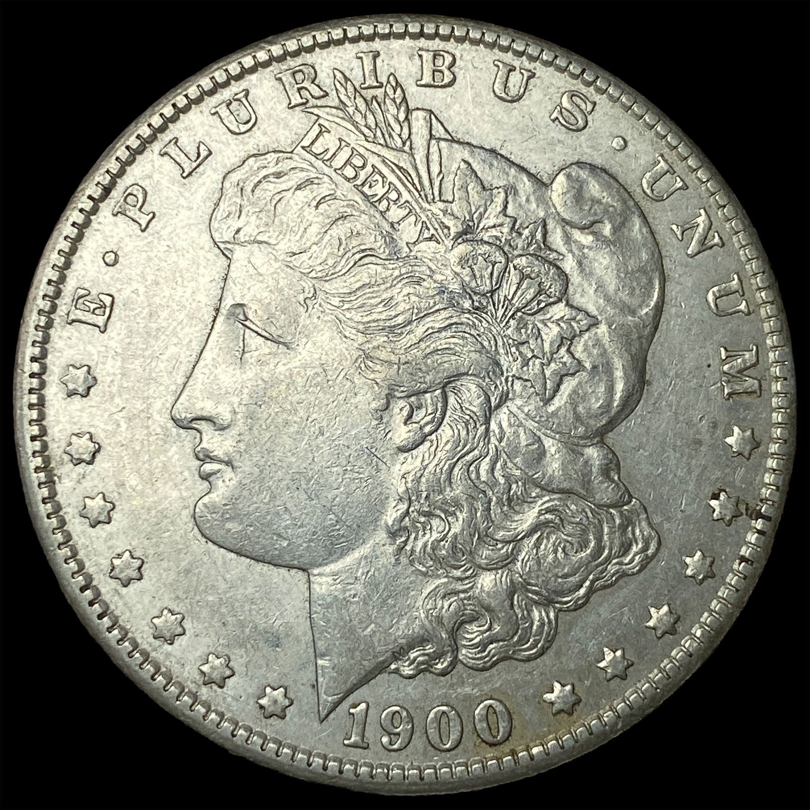 1900-S Silver Morgan Dollar CLOSELY UNCIRCULATED: 1900-S Silver Morgan Dollar CLOSELY UNCIRCULATED