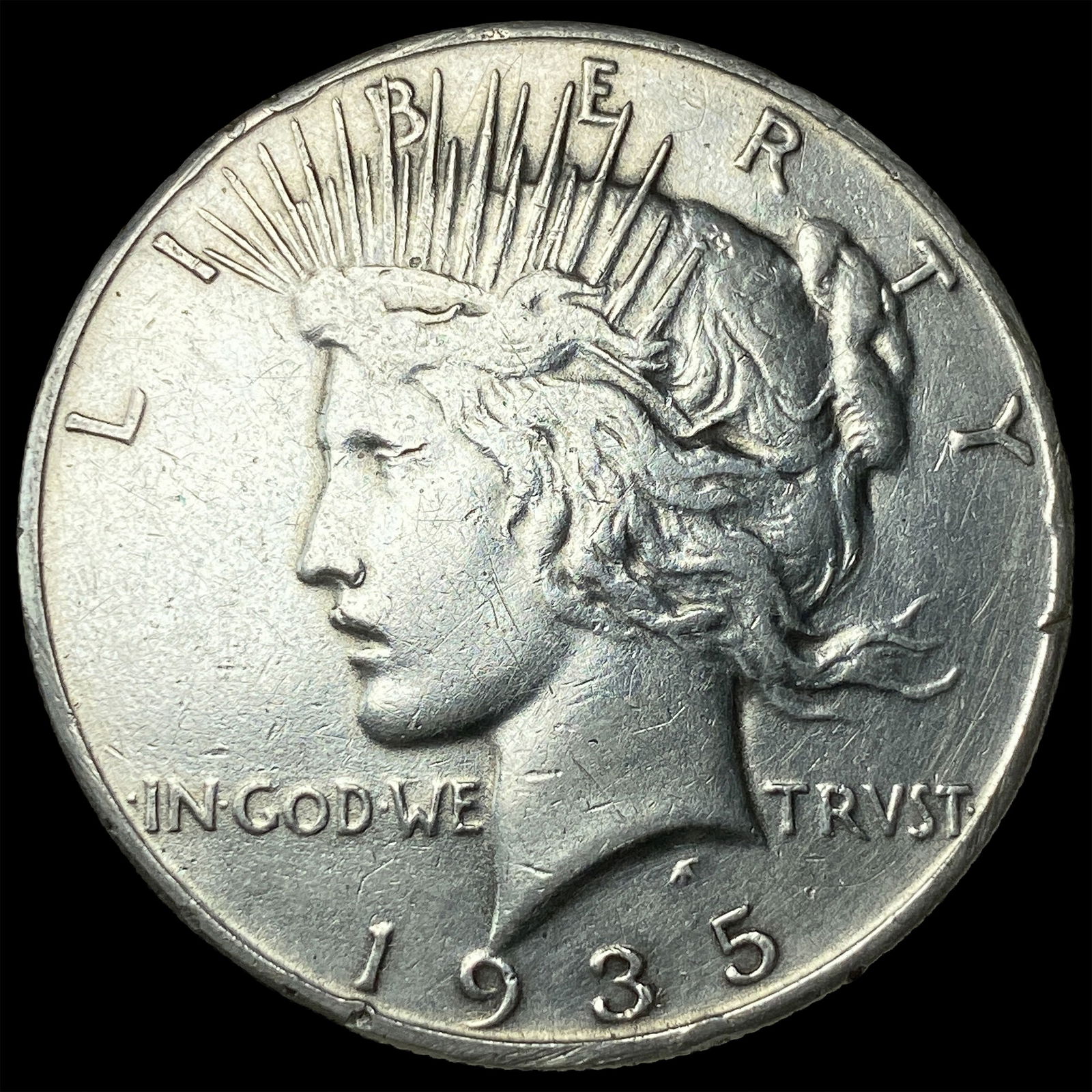 1935 Silver Peace Dollar ABOUT UNCIRCULATED: 1935 Silver Peace Dollar ABOUT UNCIRCULATED