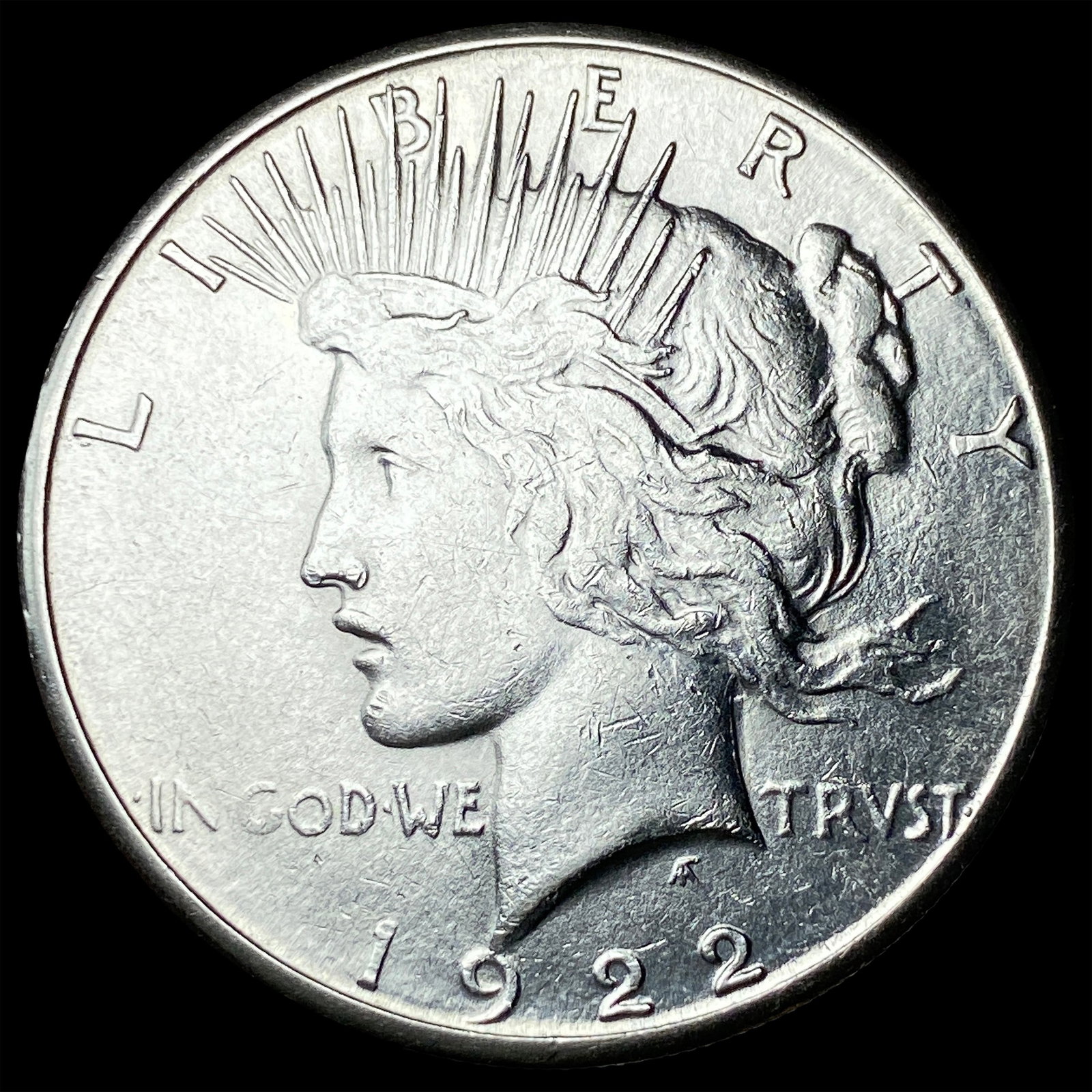 1922-S Silver Peace Dollar CLOSELY UNCIRCULATED (1 of 2)