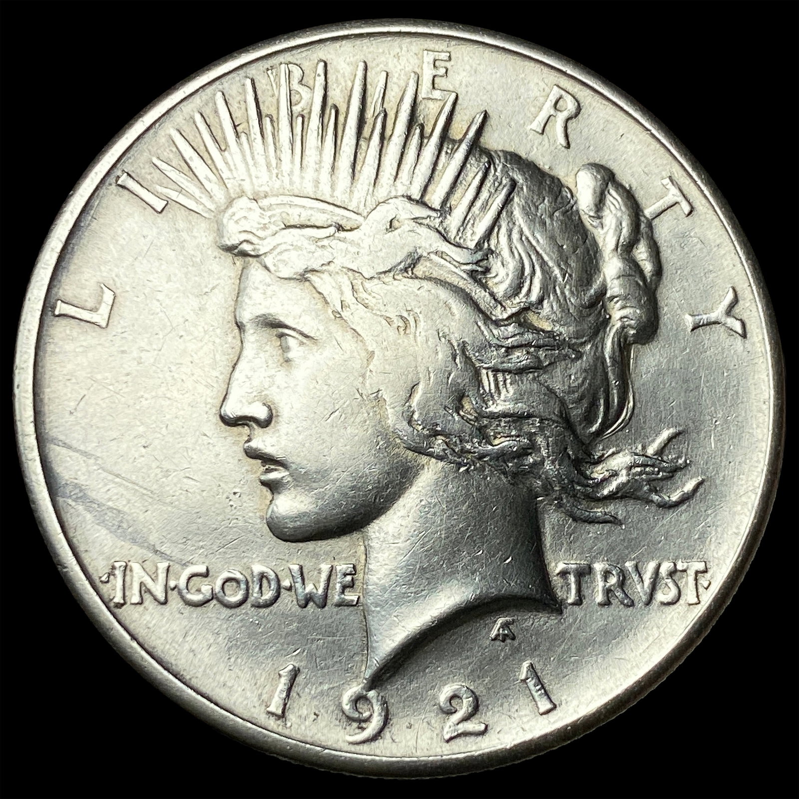 1921 Silver Peace Dollar CLOSELY UNCIRCULATED (1 of 2)