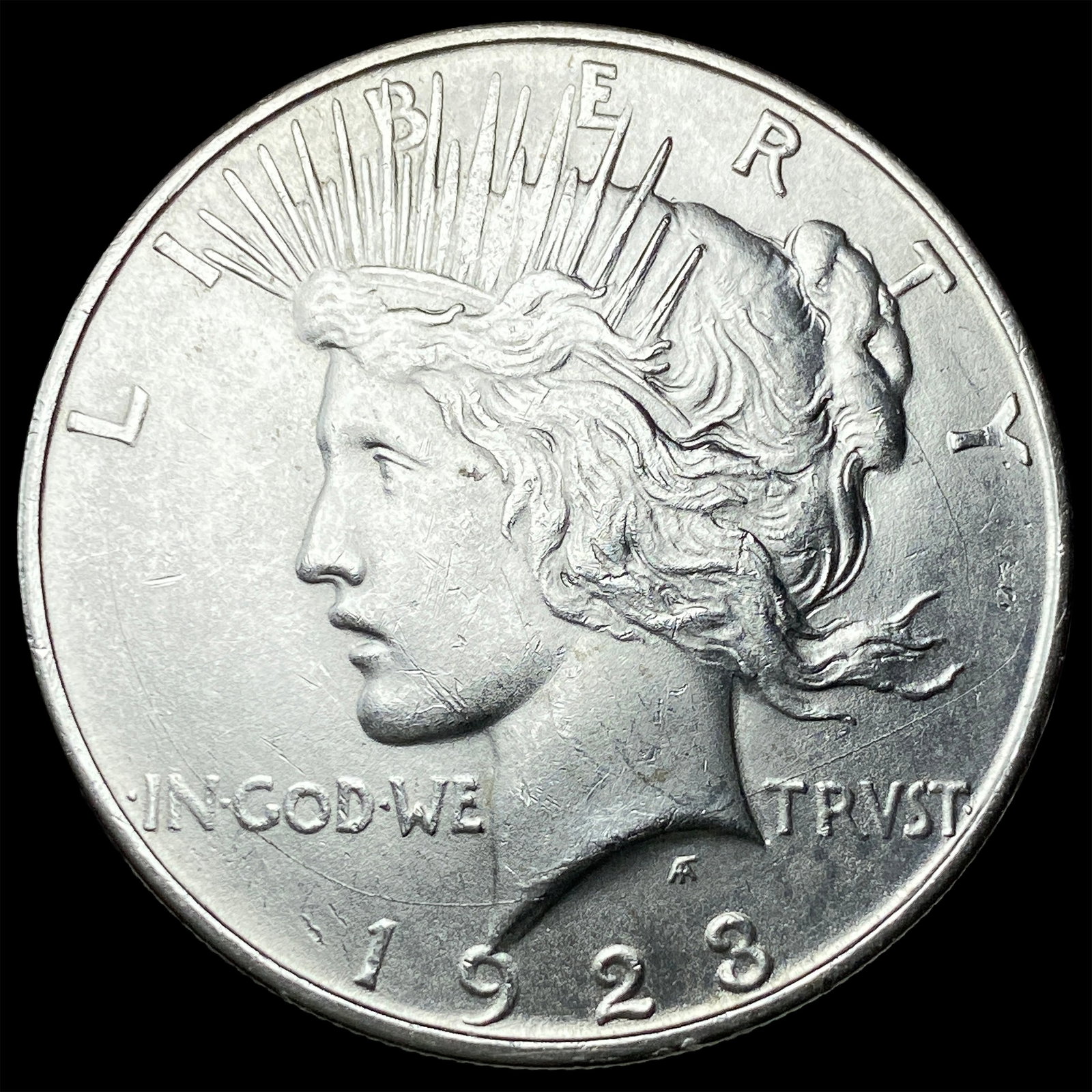 1923-D Silver Peace Dollar UNCIRCULATED (1 of 2)