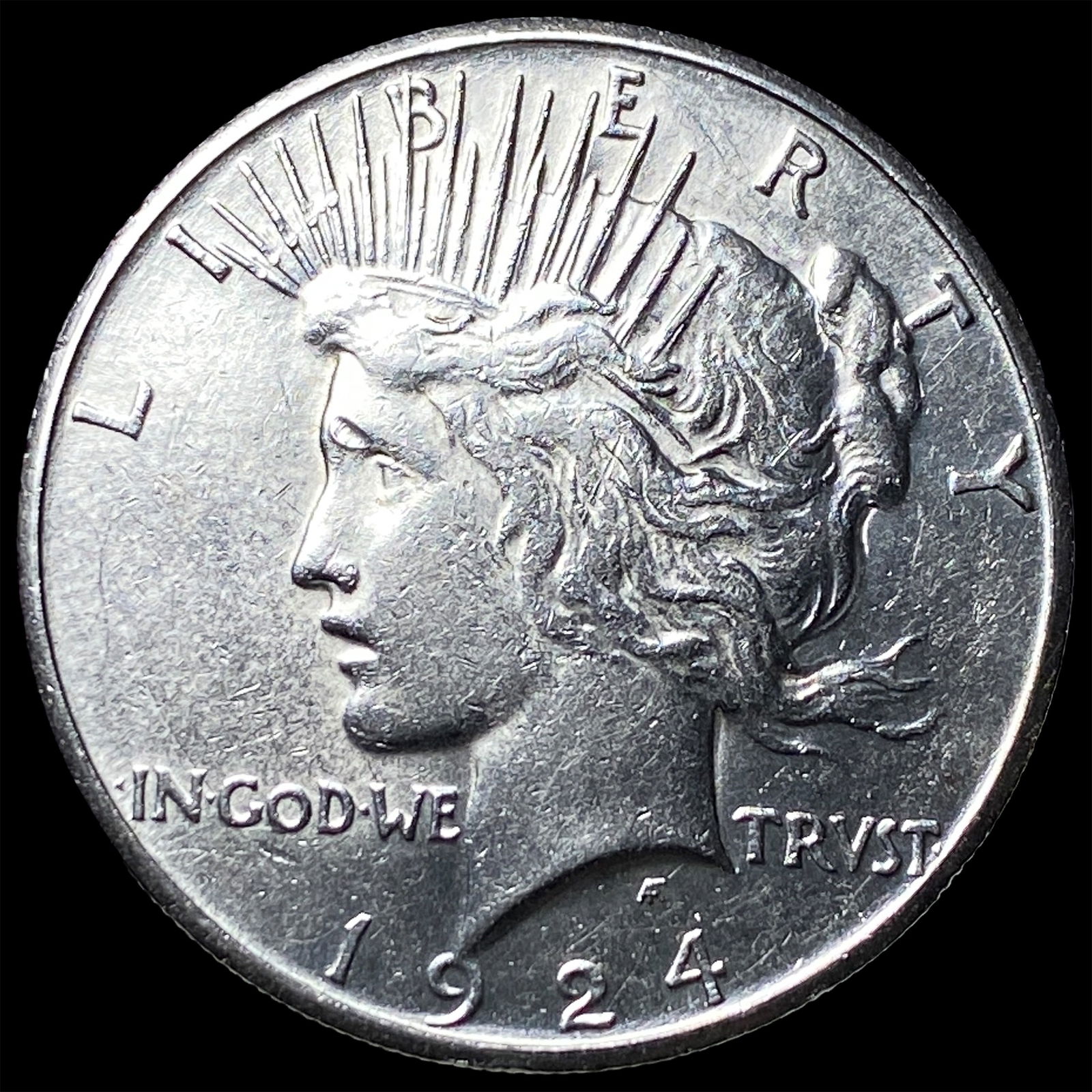 1924 Silver Peace Dollar CLOSELY UNCIRCULATED: 1924 Silver Peace Dollar CLOSELY UNCIRCULATED