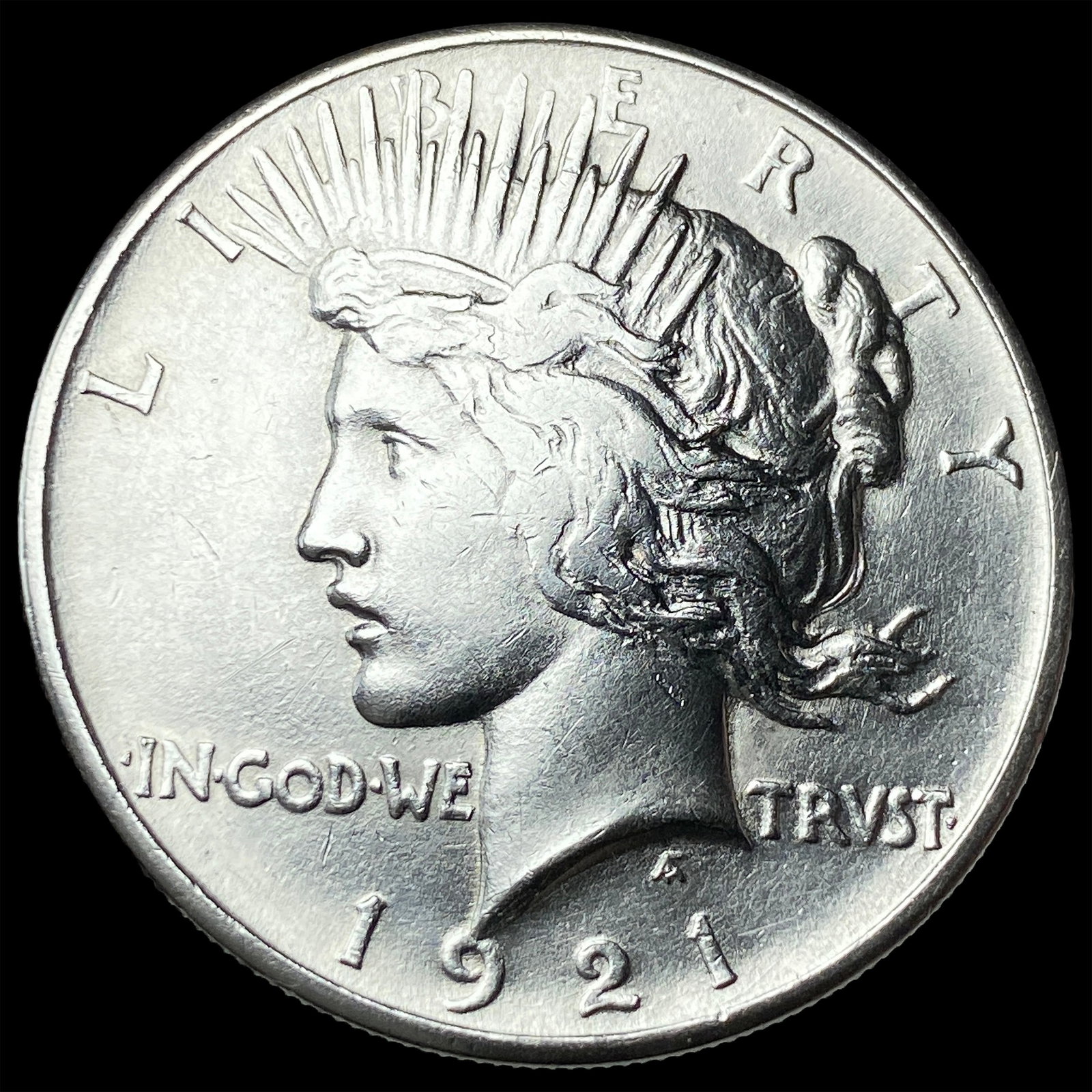 1921 Silver Peace Dollar CLOSELY UNCIRCULATED (1 of 2)