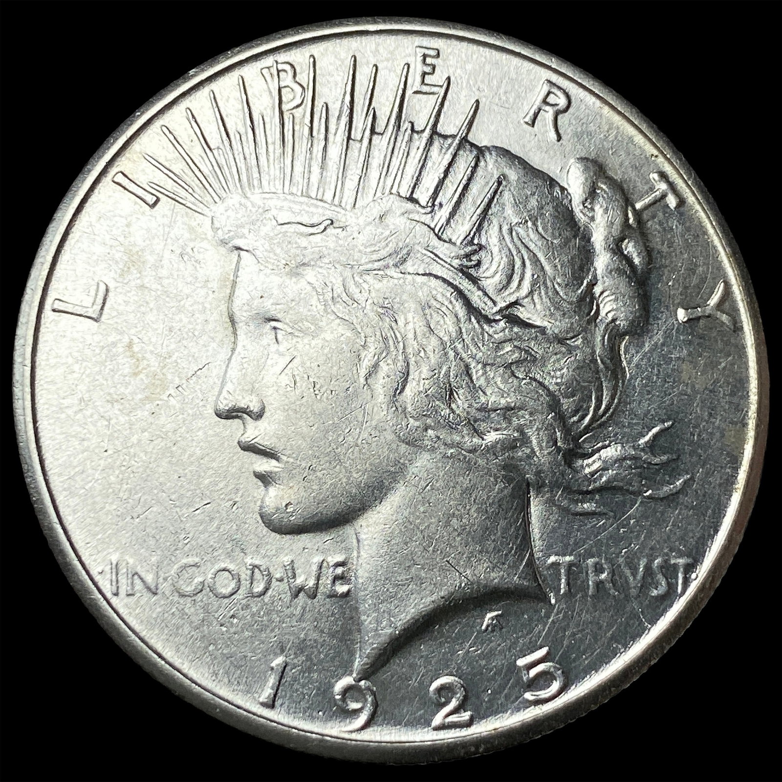 1925-S Silver Peace Dollar CLOSELY UNCIRCULATED (1 of 2)