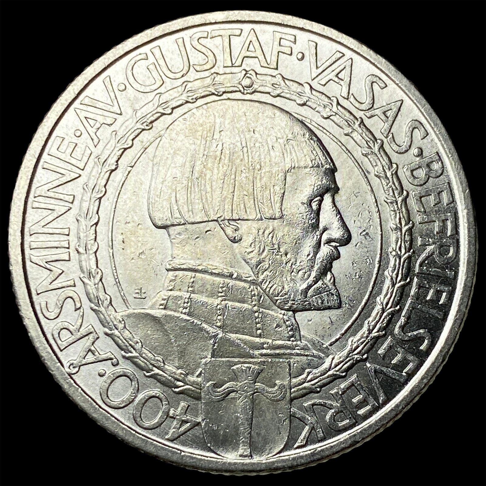 1921 Sweden Silver 2 Kroner UNCIRCULATED: 1921 Sweden Silver 2 Kroner UNCIRCULATED