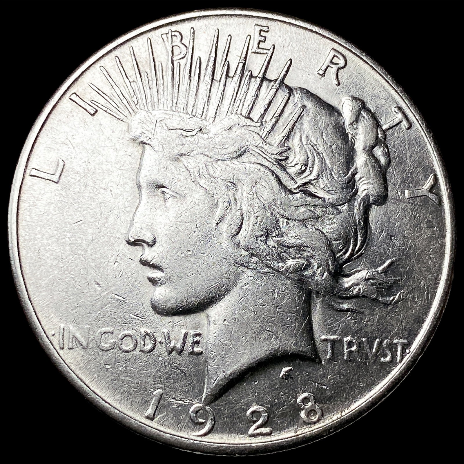 1928-S Silver Peace Dollar NEARLY UNCIRCULATED (1 of 2)