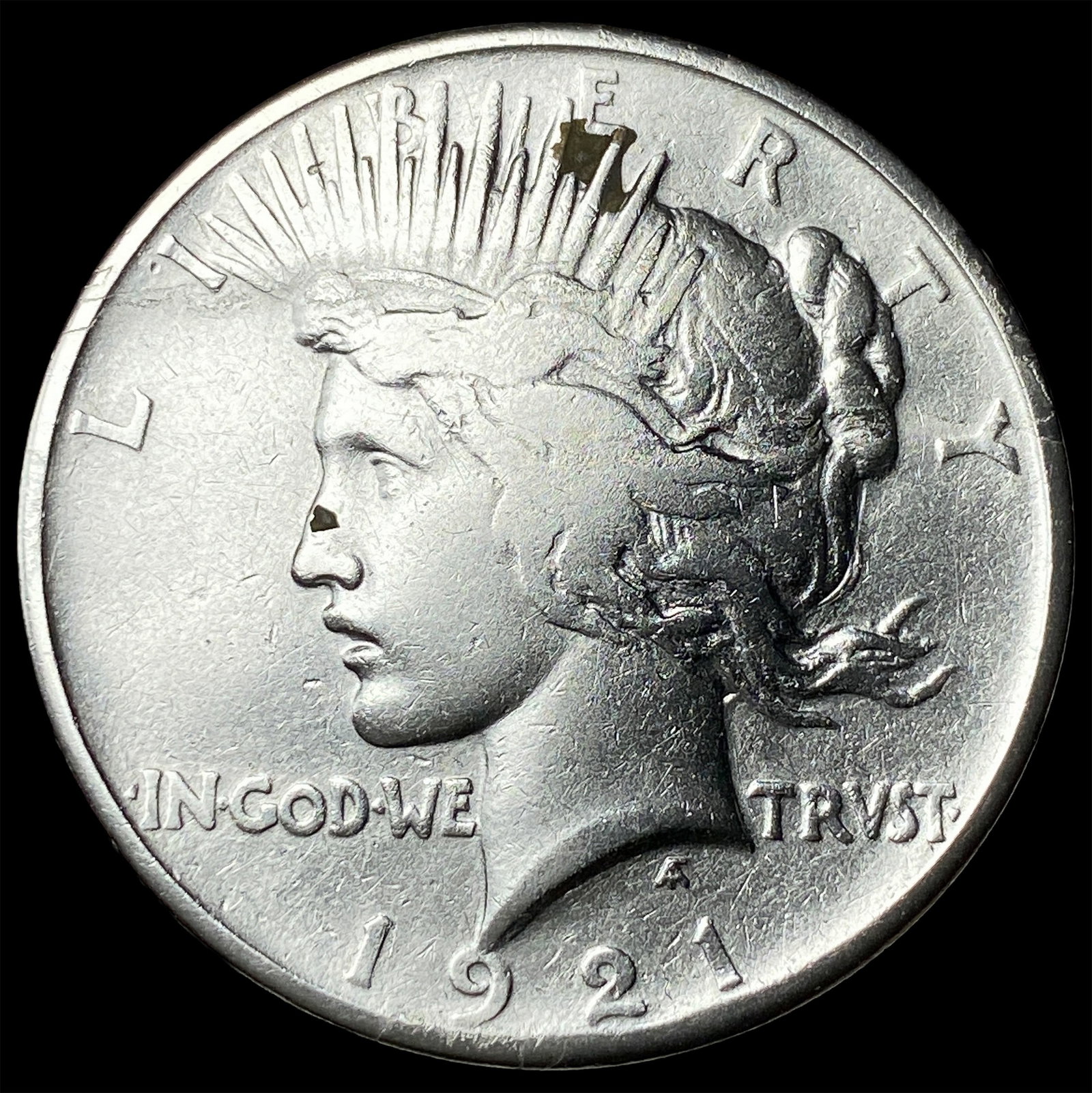 1921 Silver Peace Dollar LIGHTLY CIRCULATED (1 of 2)