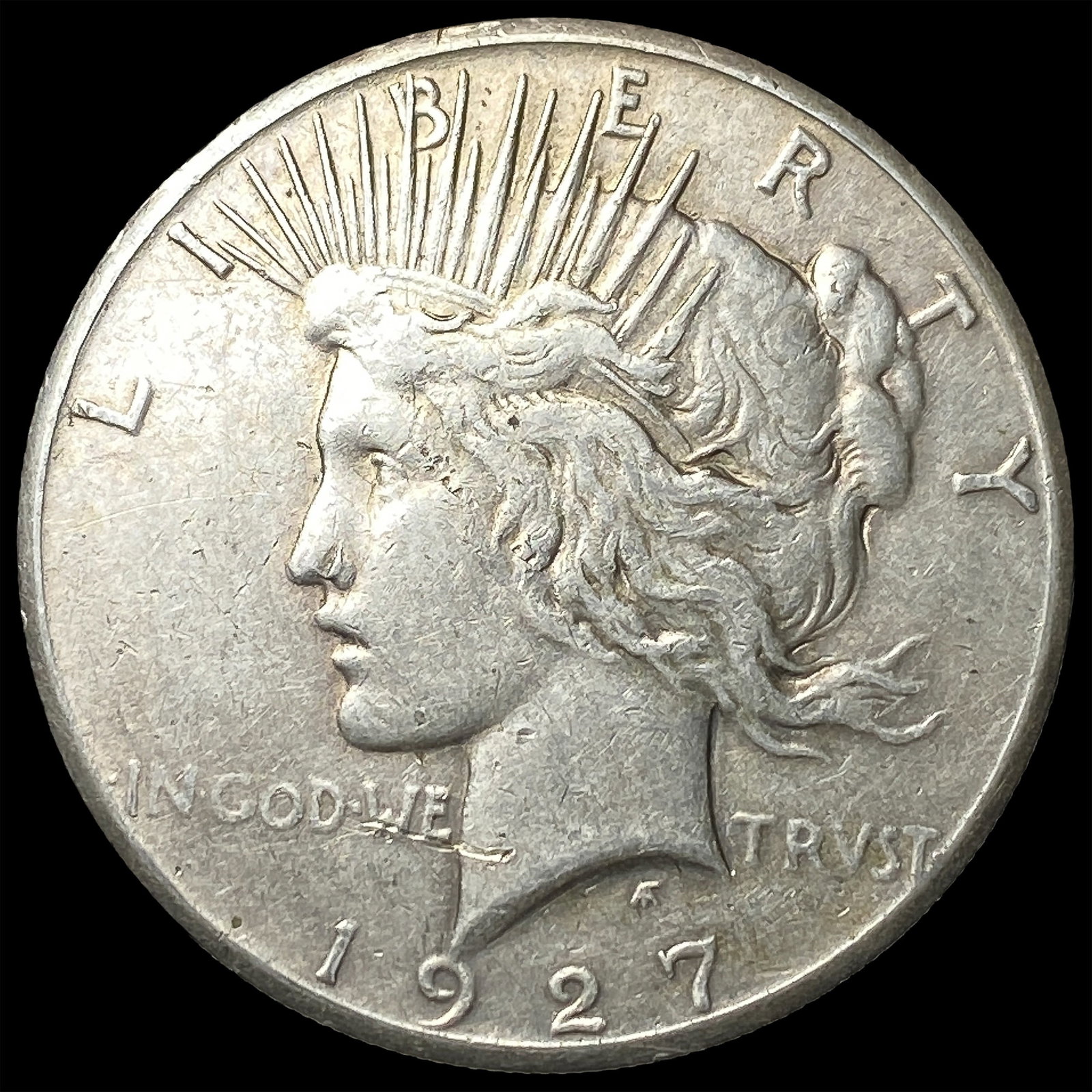 1927 Silver Peace Dollar ABOUT UNCIRCULATED (1 of 2)