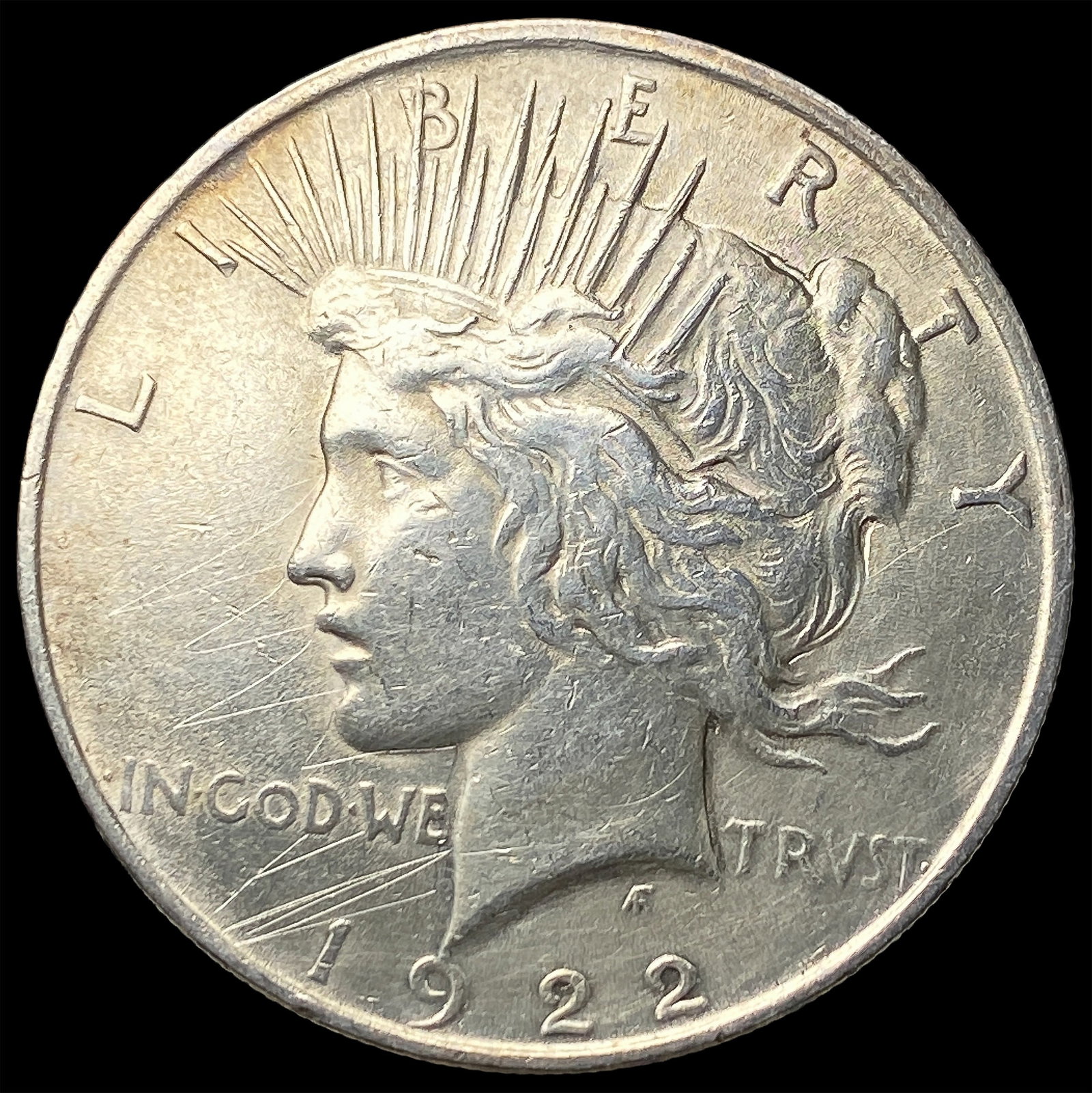 1922 Peace Silver Dollar ABOUT UNCIRCULATED (1 of 2)