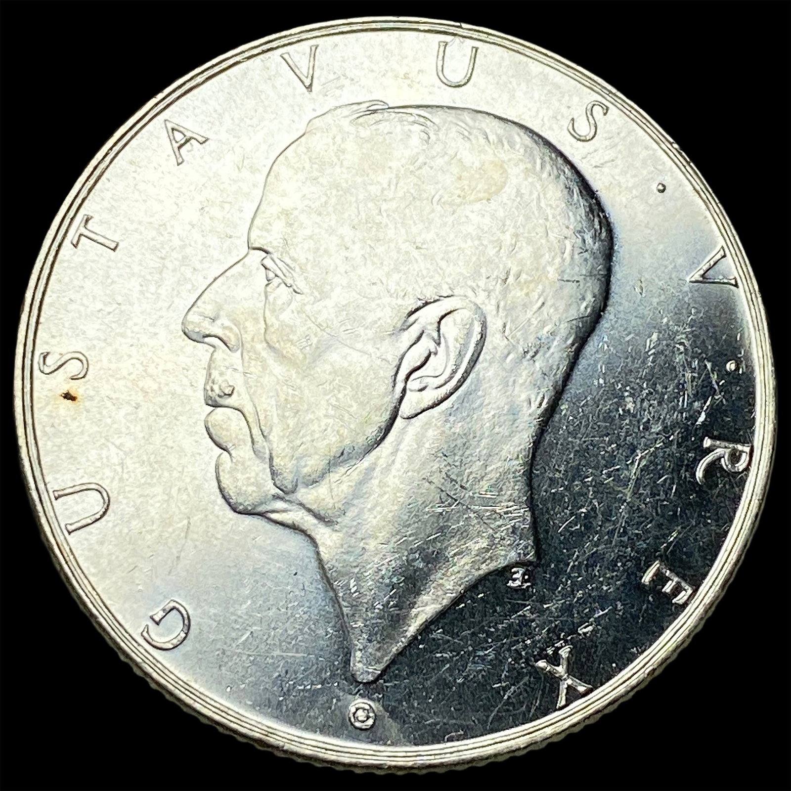 1938 Sweden Silver 2 Kroner UNCIRCULATED: 1938 Sweden Silver 2 Kroner UNCIRCULATED