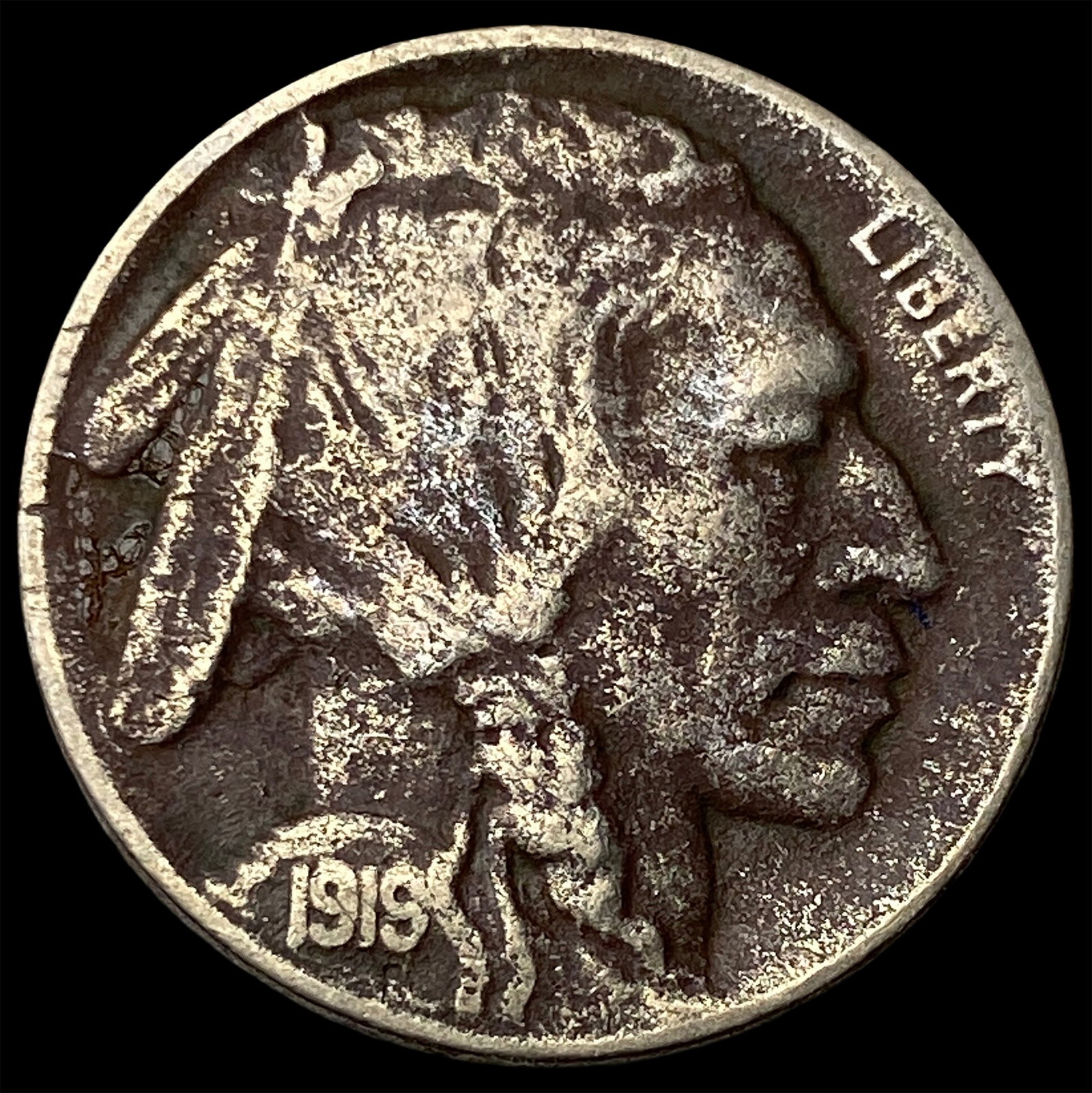 1919-D Buffalo Nickel NEARLY UNCIRCULATED (1 of 2)