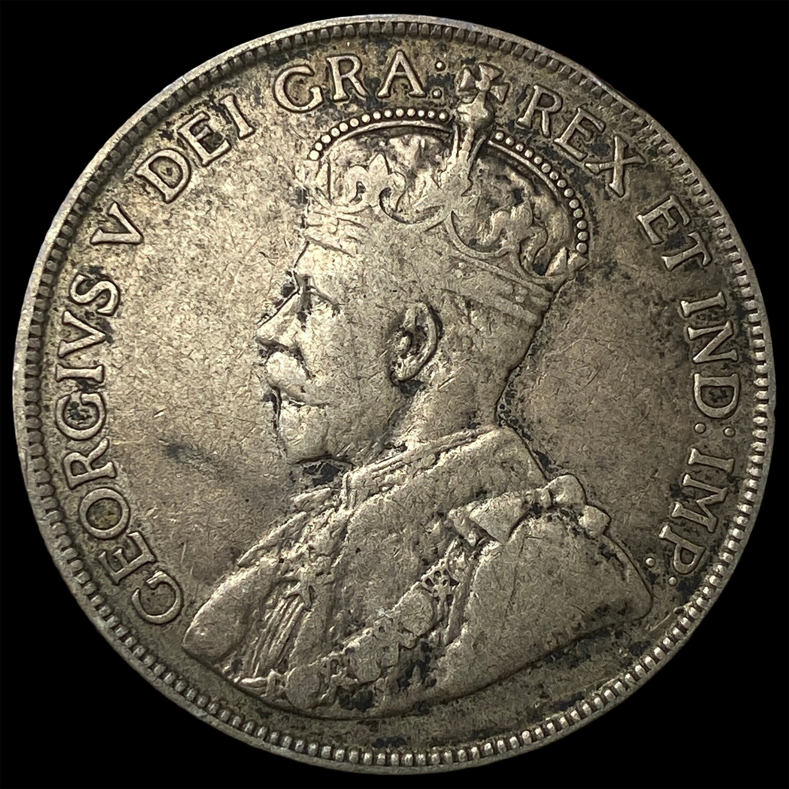 1916 Canada Silver 50 Cents CLOSELY UNCIRCULATED (1 of 2)