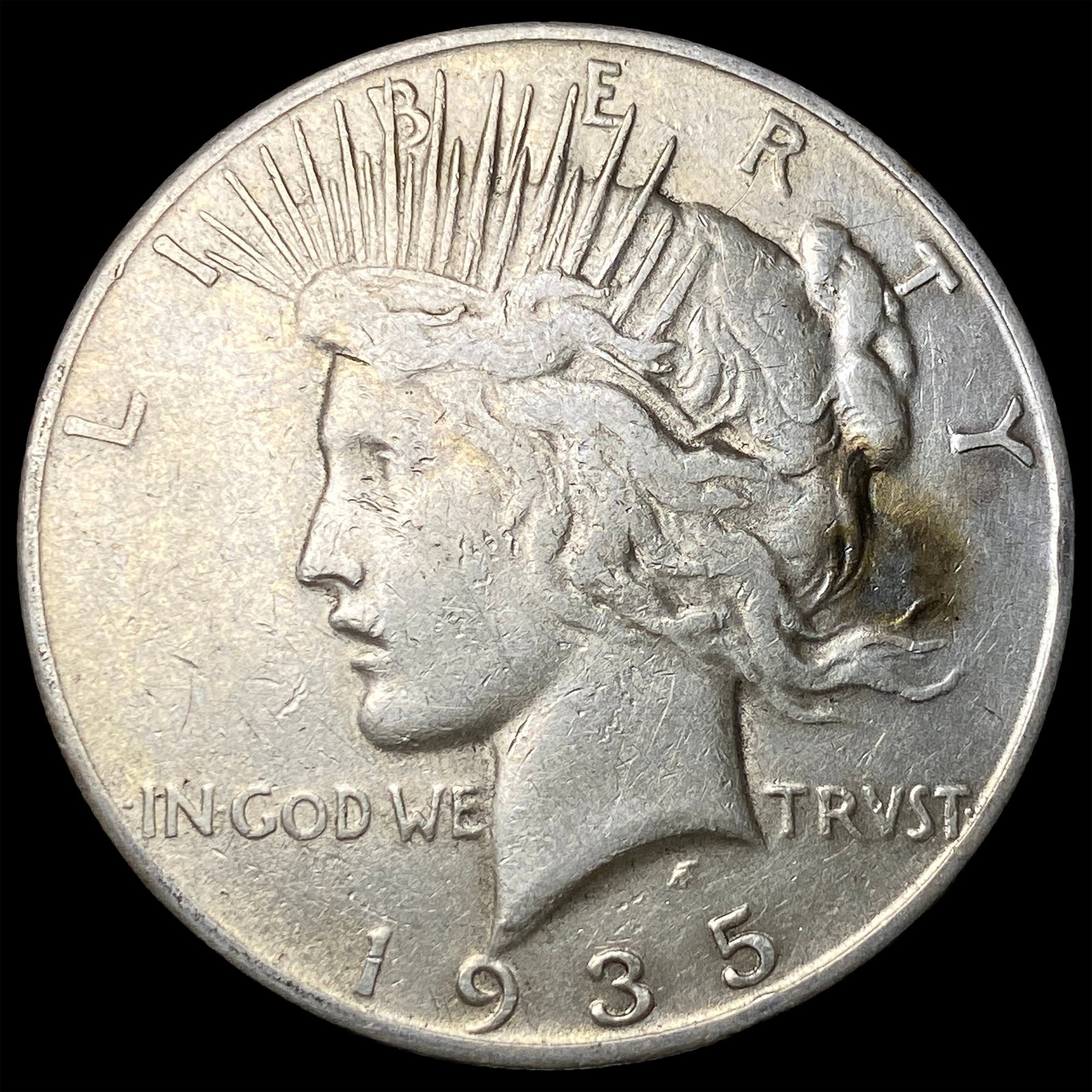 1935-S Silver Peace Dollar CLOSELY UNCIRCULATED (1 of 2)